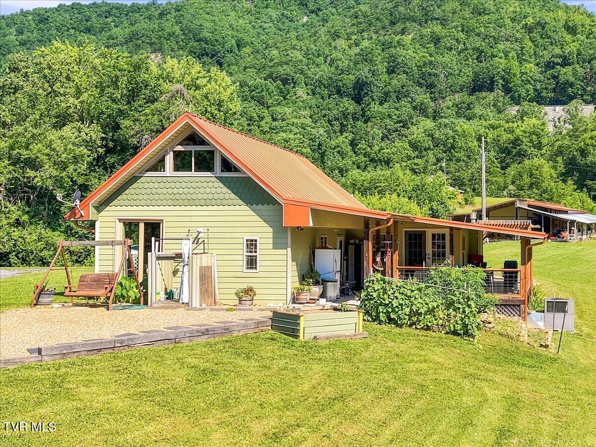 116 Freeman Road