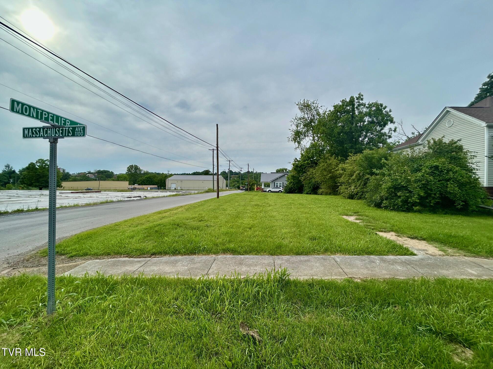 Massachusetts Ave, Bristol, Virginia image 3