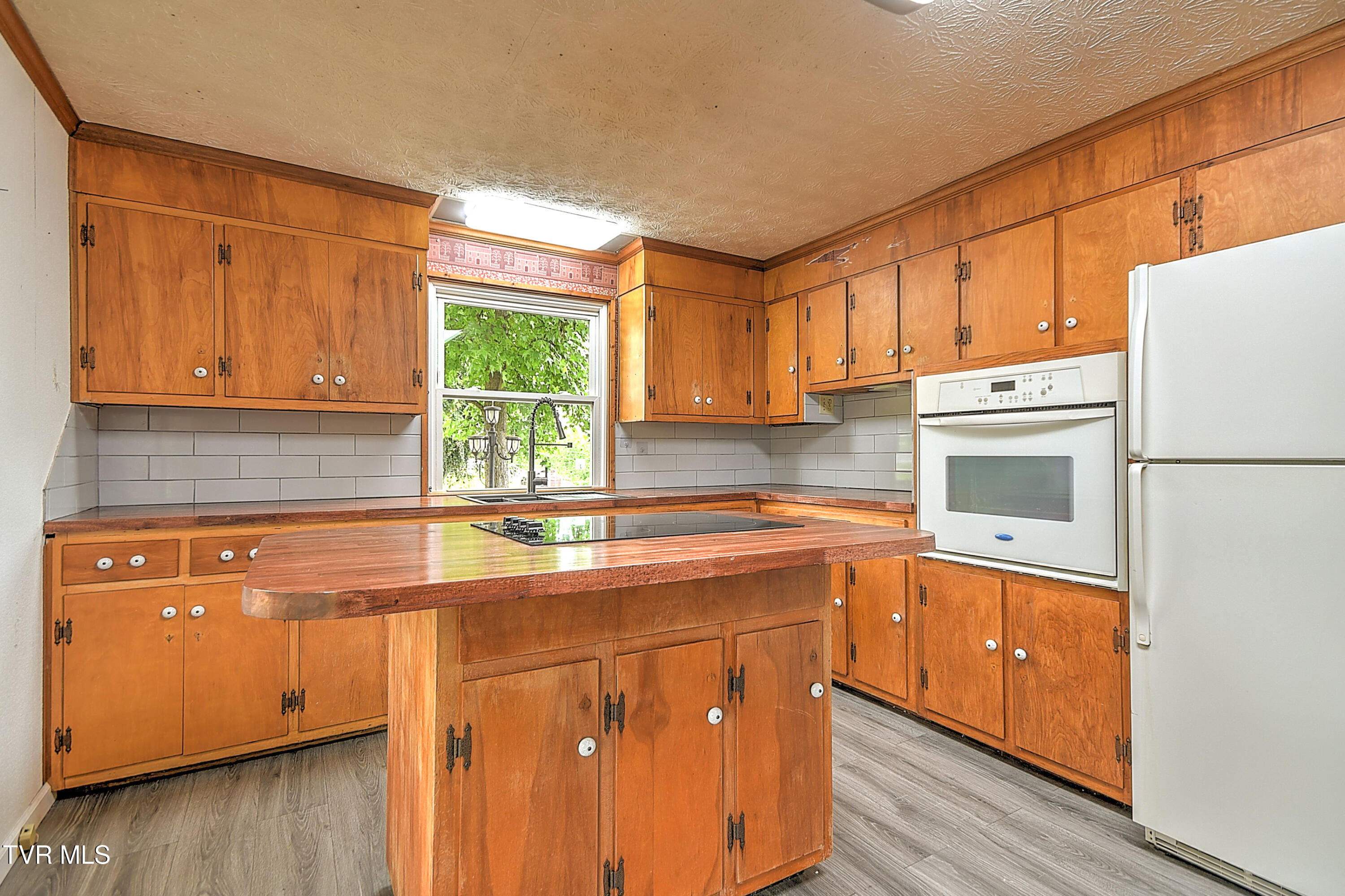 464 Devault Street, Church Hill, Tennessee image 47