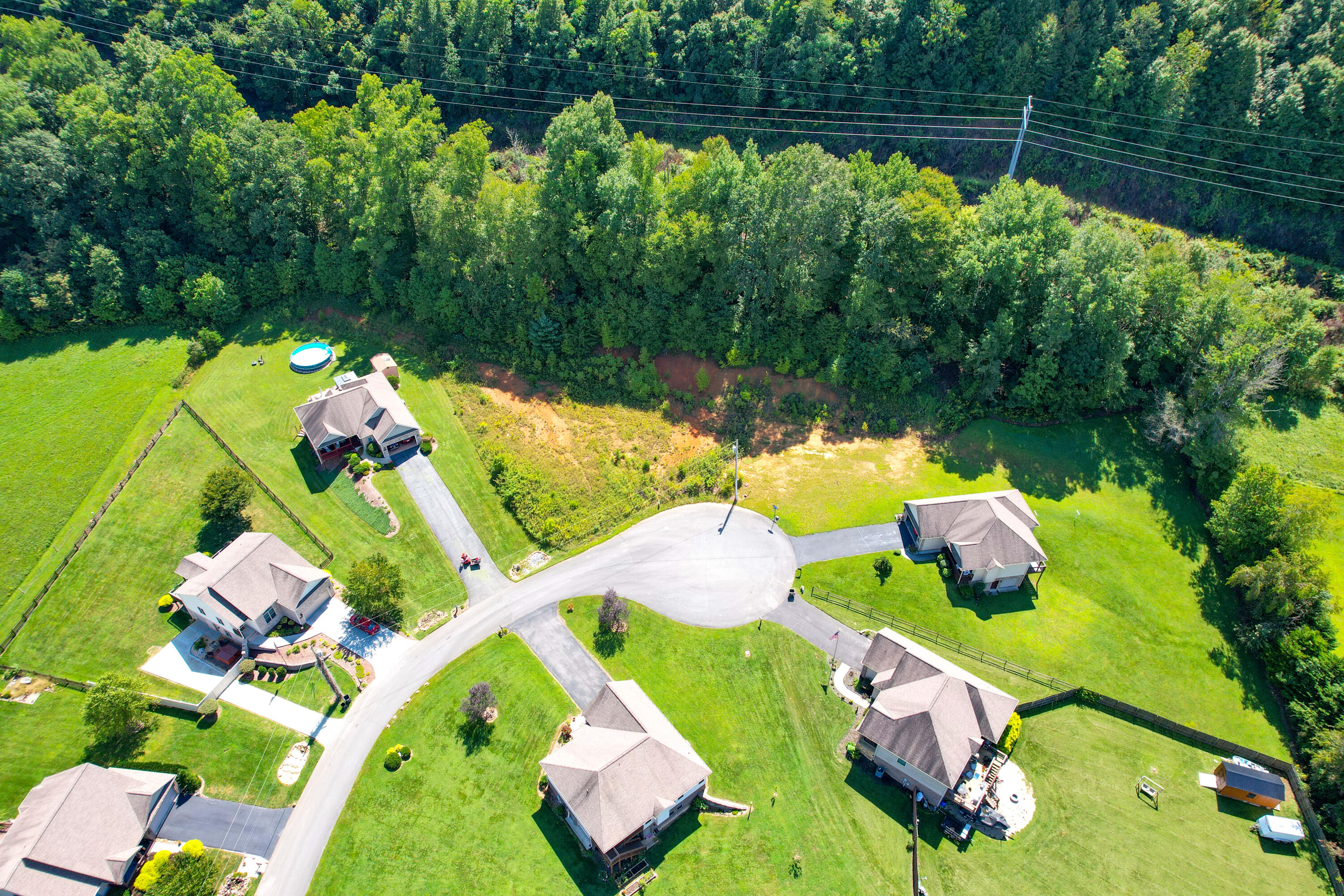 427 Brookside Drive, Elizabethton, Tennessee image 1