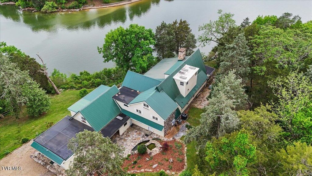 Photo of 651 Rangewood Road, Piney Flats, TN 37686 (MLS # 9990209)