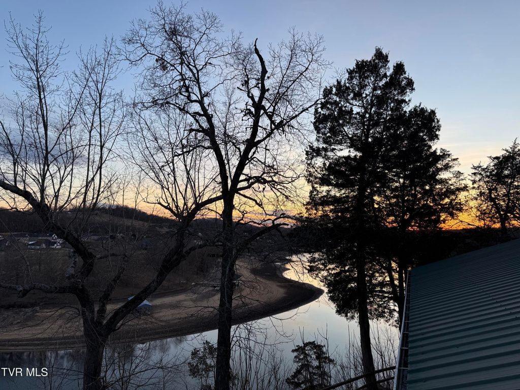 Photo of 651 Rangewood Road, Piney Flats, TN 37686 (MLS # 9990209)