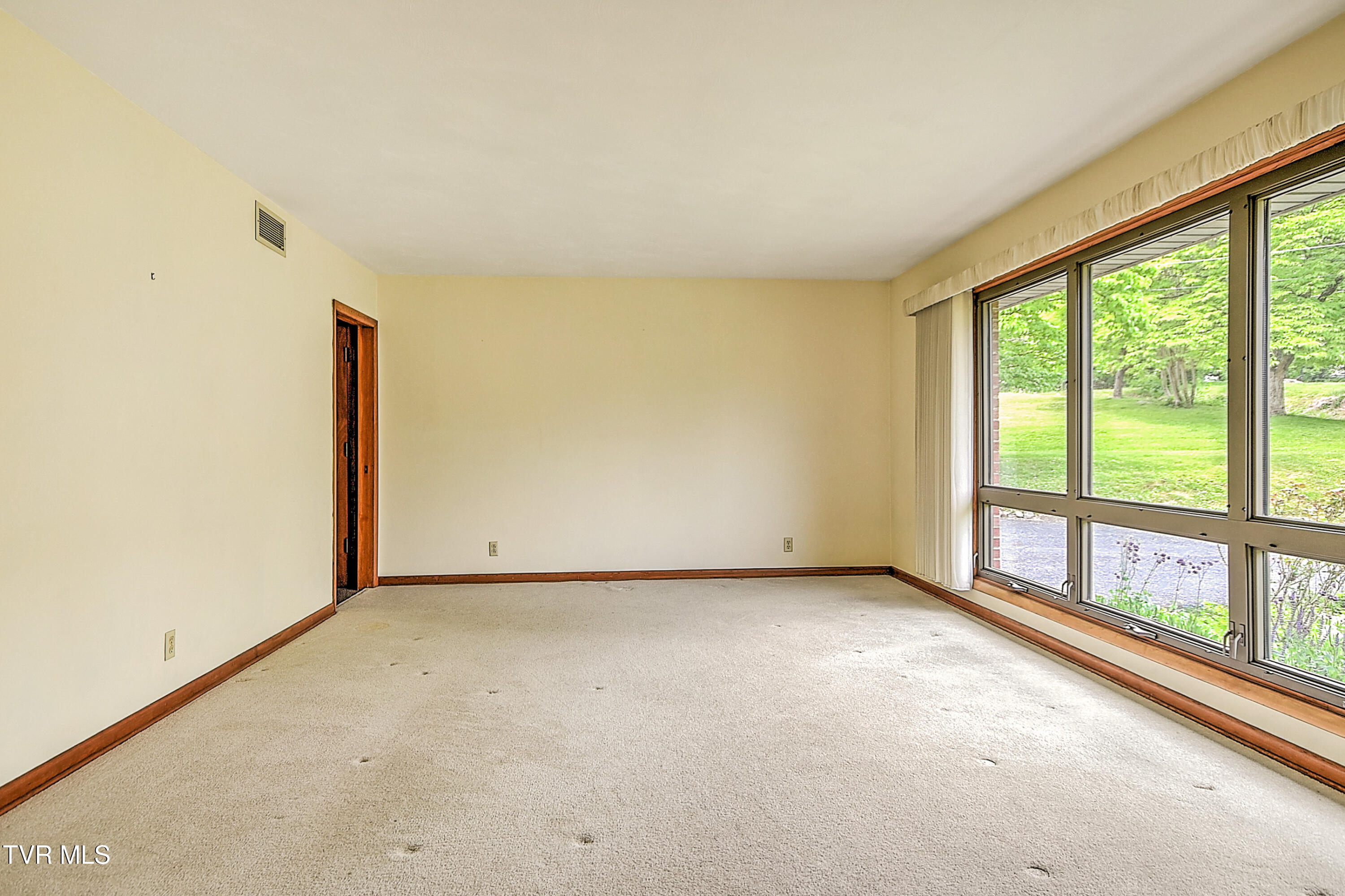 1921 Edens Ridge Road