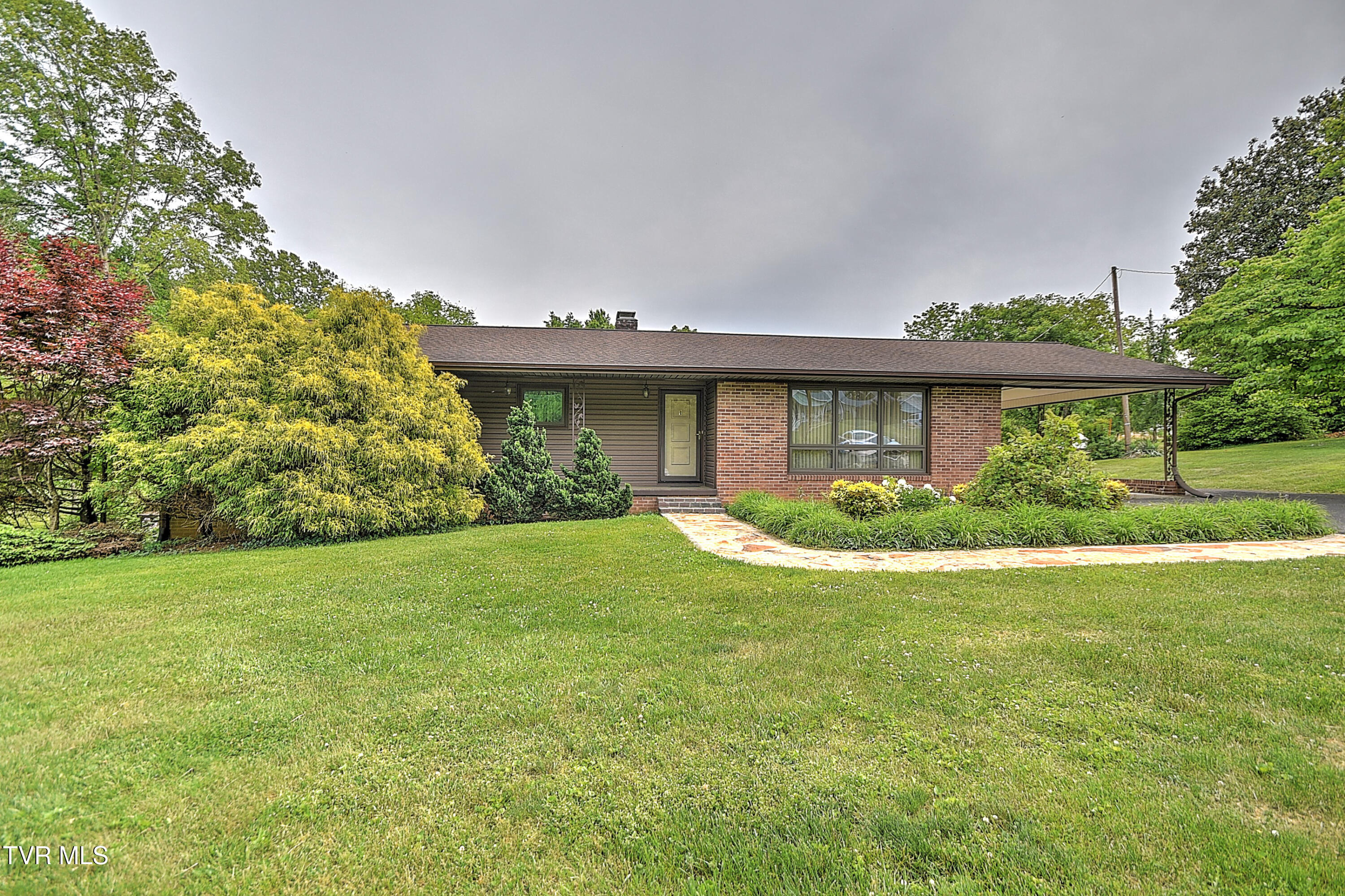 1921 Edens Ridge Road