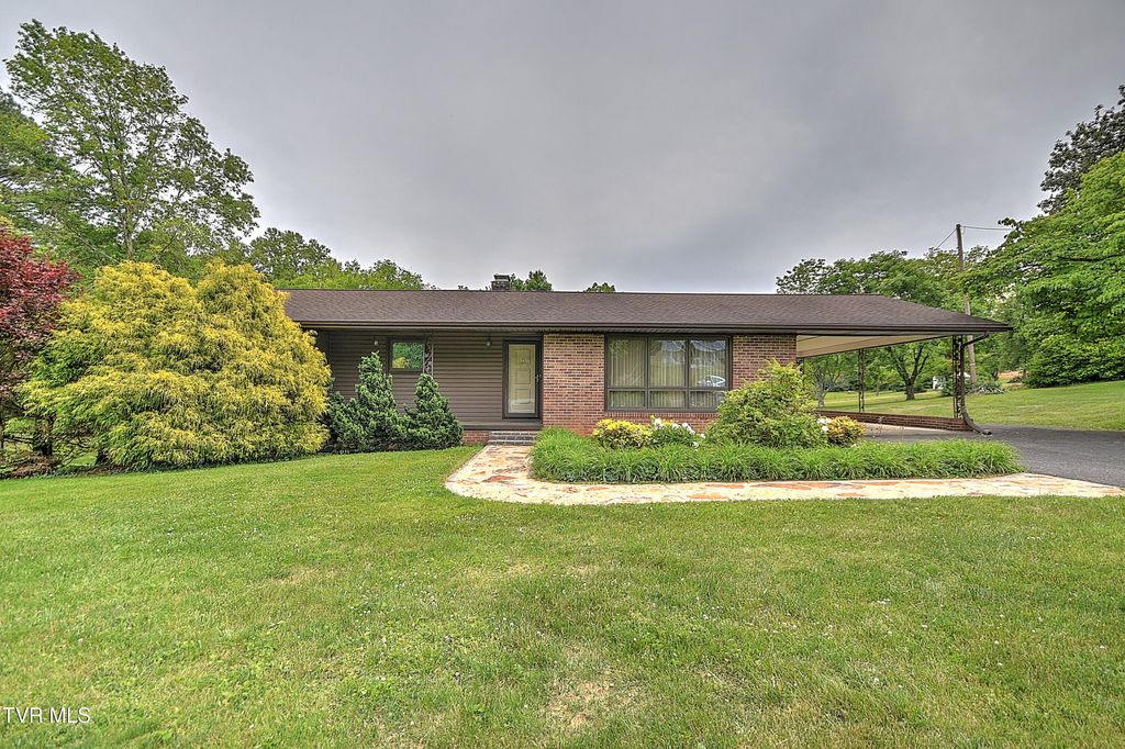 Photo of 1921 Edens Ridge Road, Kingsport, TN 37664 (MLS # 9994978)