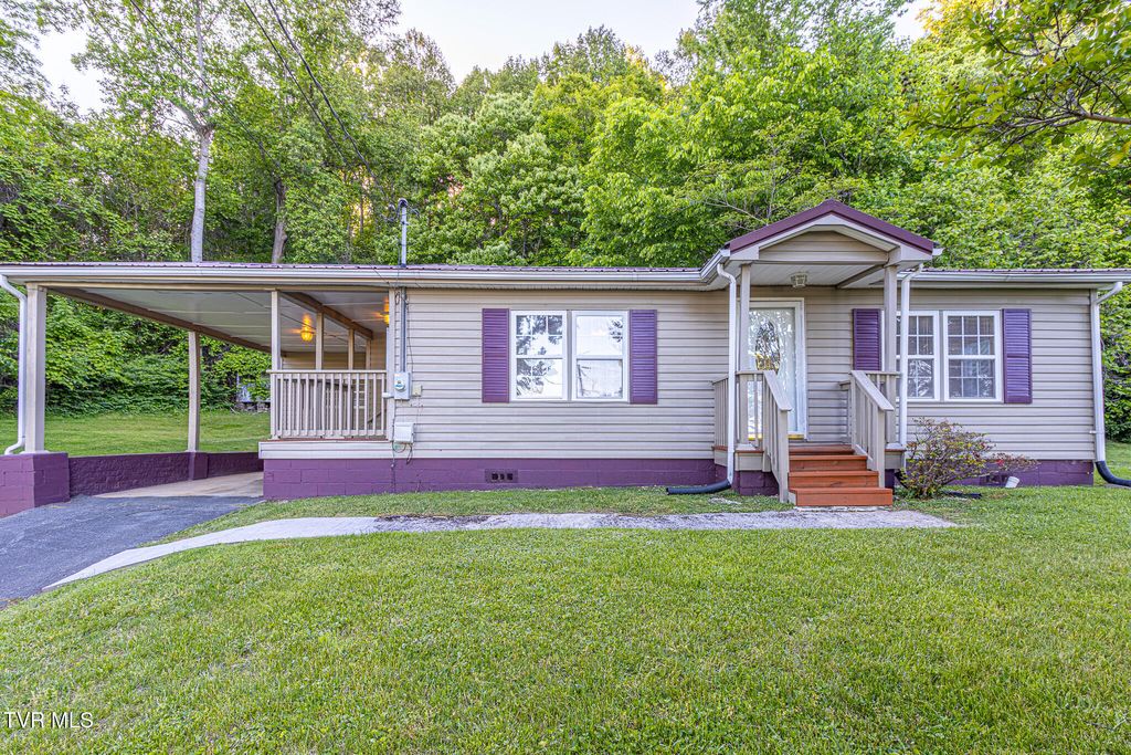 Photo of 735 Emory Church Road, Kingsport, TN 37664 (MLS # 9995607)