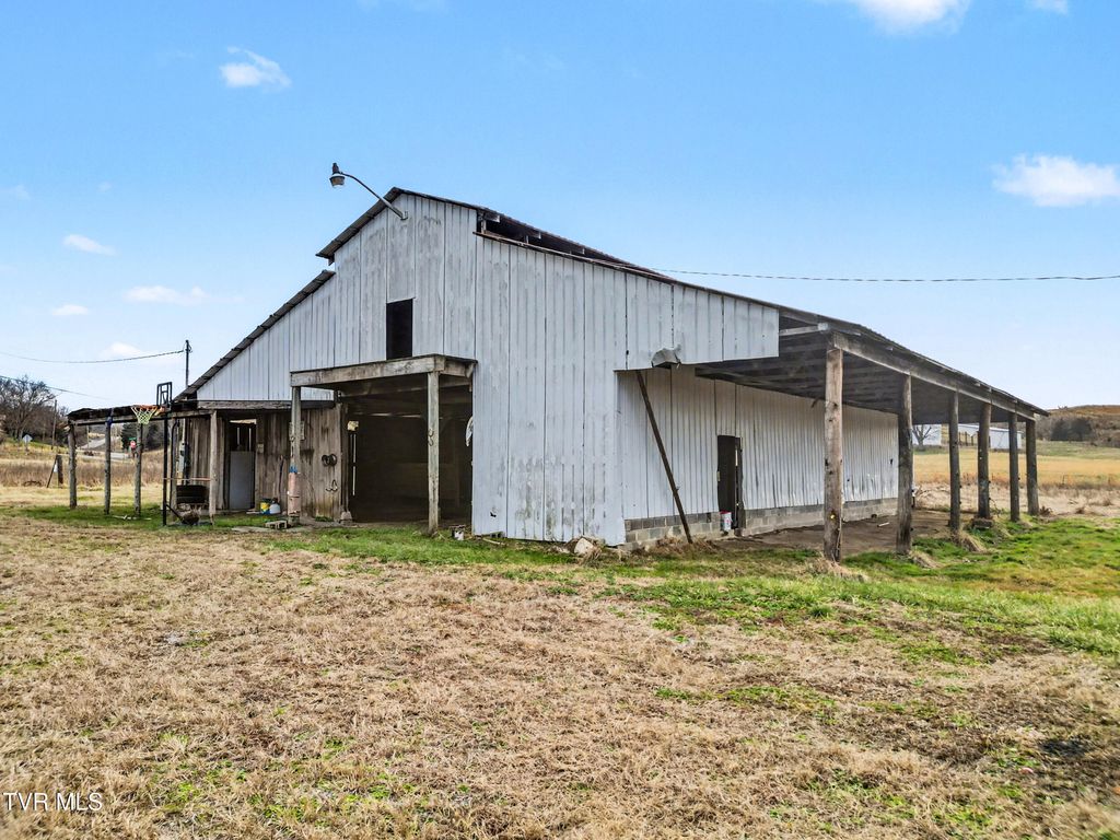 Photo of 2025 Ottway Road, Greeneville, TN 37745 (MLS # 9990069)