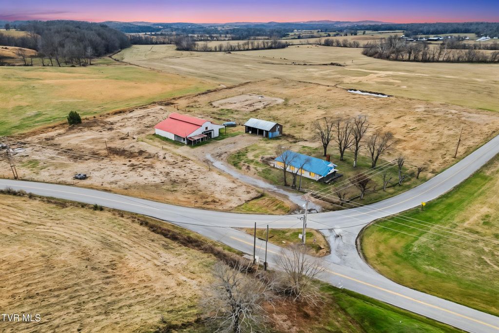 Photo of 2025 Ottway Road, Greeneville, TN 37745 (MLS # 9990069)