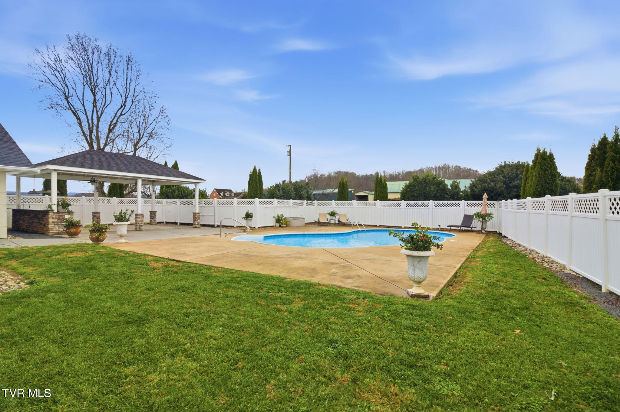 Bristol, Virginia 24202, United States, 4 Bedrooms Bedrooms, ,3 BathroomsBathrooms,Residential,Active,251246