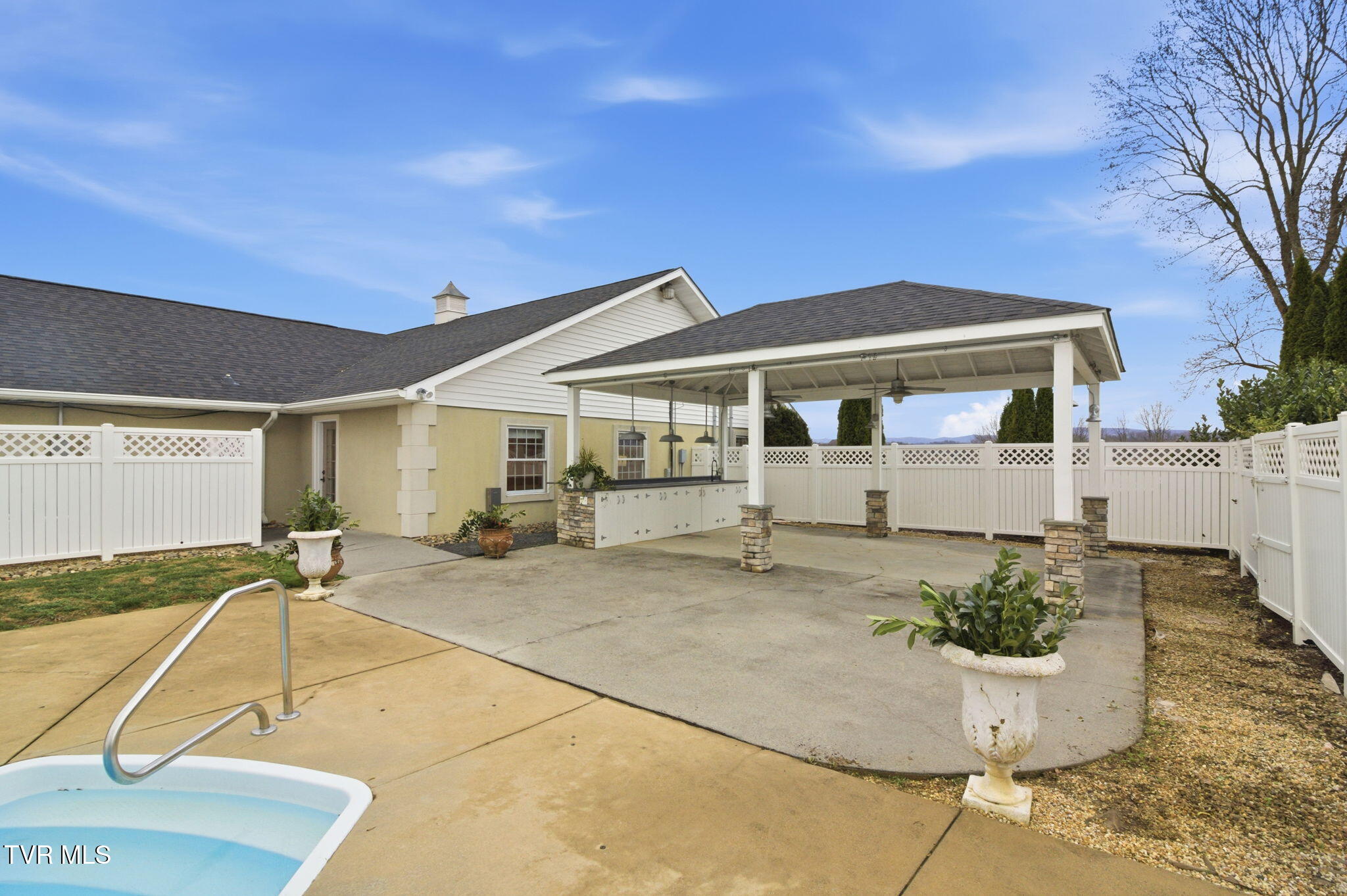 Bristol, Virginia 24202, United States, 4 Bedrooms Bedrooms, ,3 BathroomsBathrooms,Residential,Active,251246