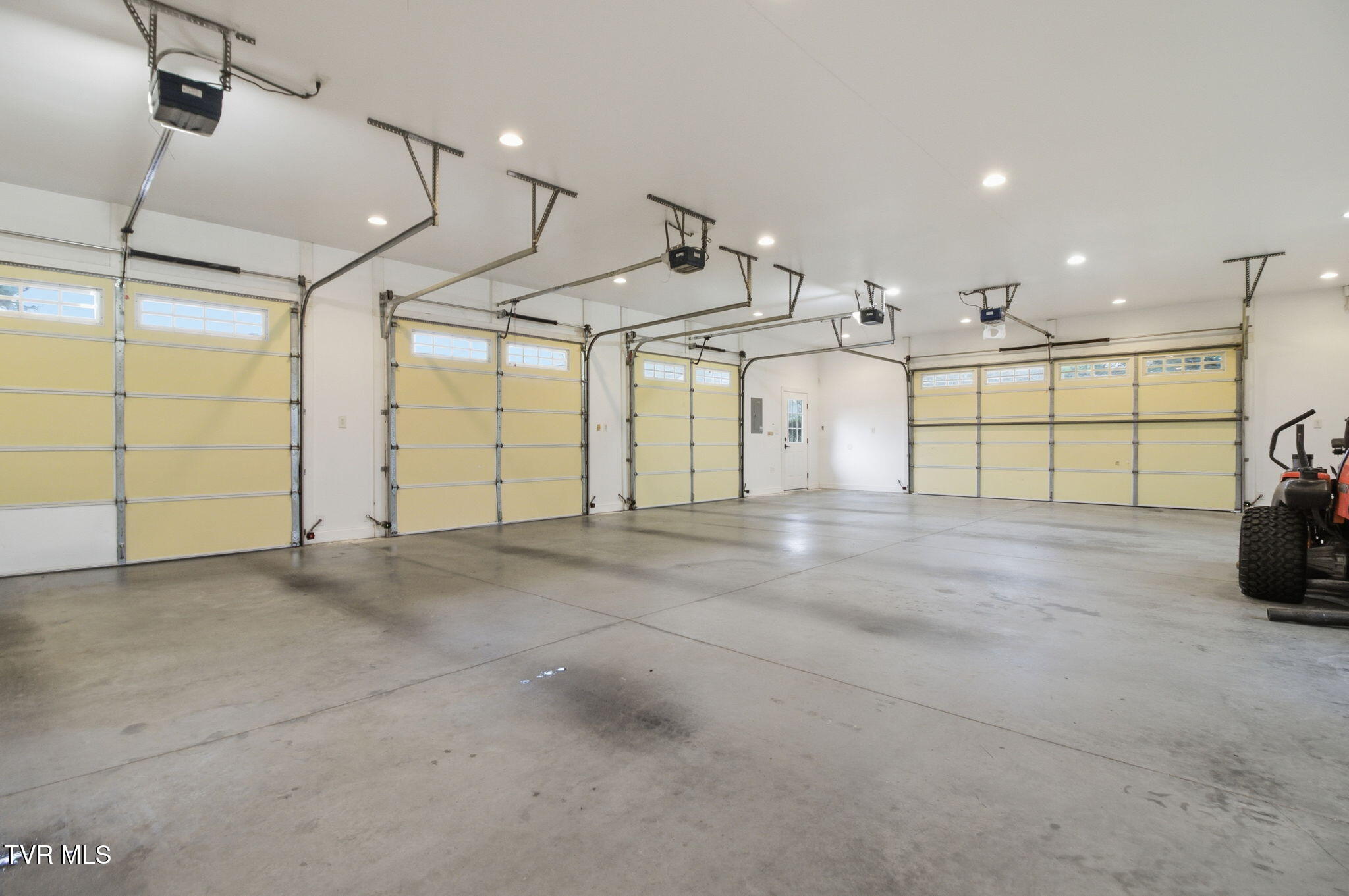 Bristol, Virginia 24202, United States, 4 Bedrooms Bedrooms, ,3 BathroomsBathrooms,Residential,Active,251246