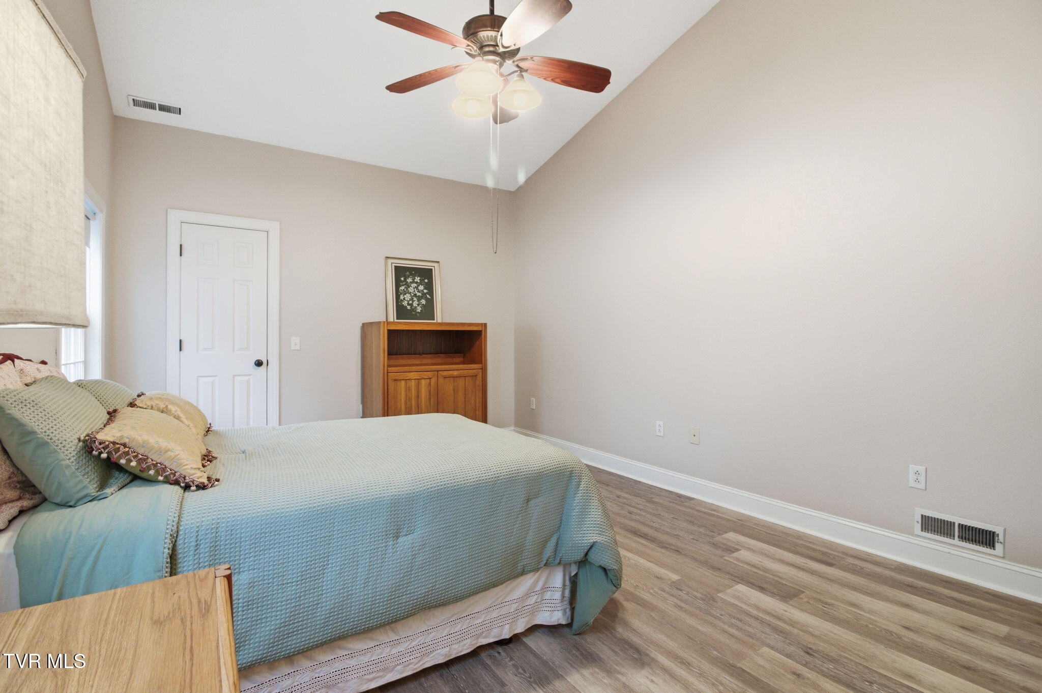 Bristol, Virginia 24202, United States, 4 Bedrooms Bedrooms, ,3 BathroomsBathrooms,Residential,Active,251246