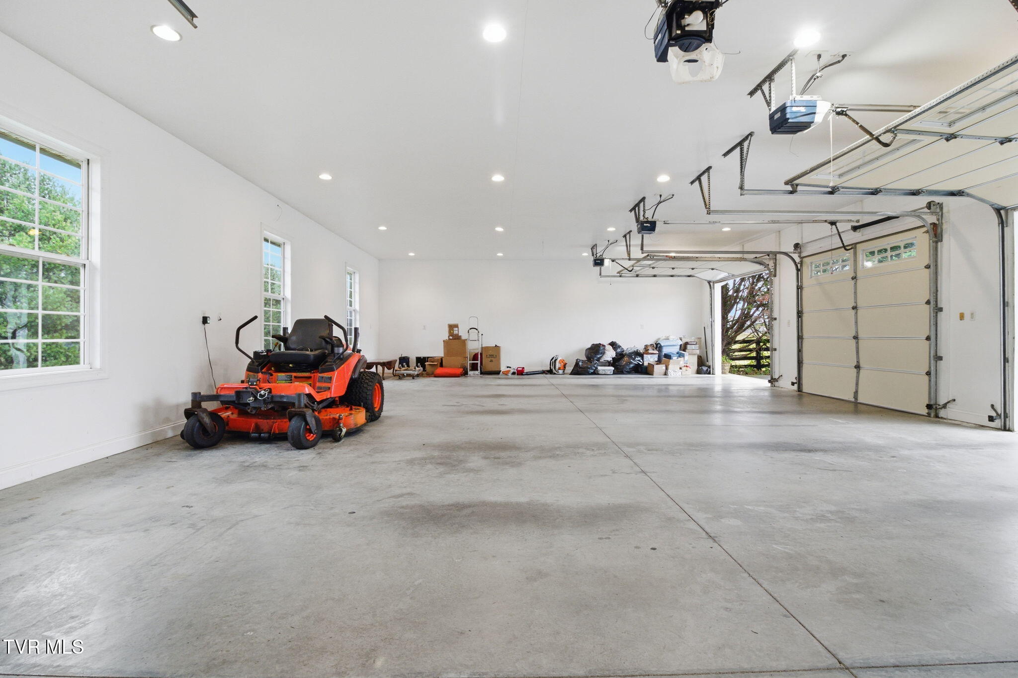 Bristol, Virginia 24202, United States, 4 Bedrooms Bedrooms, ,3 BathroomsBathrooms,Residential,Active,251246