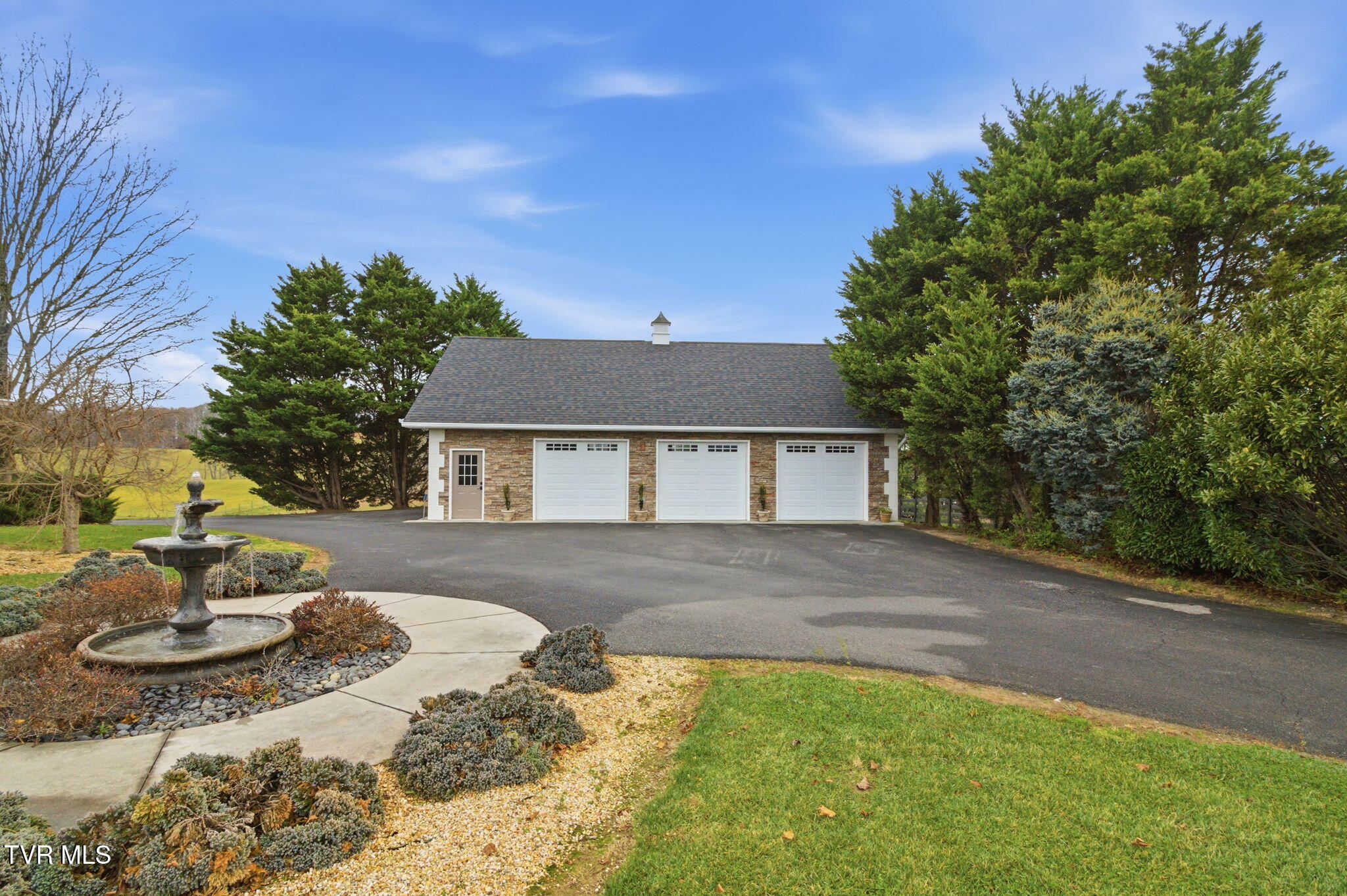 Bristol, Virginia 24202, United States, 4 Bedrooms Bedrooms, ,3 BathroomsBathrooms,Residential,Active,251246