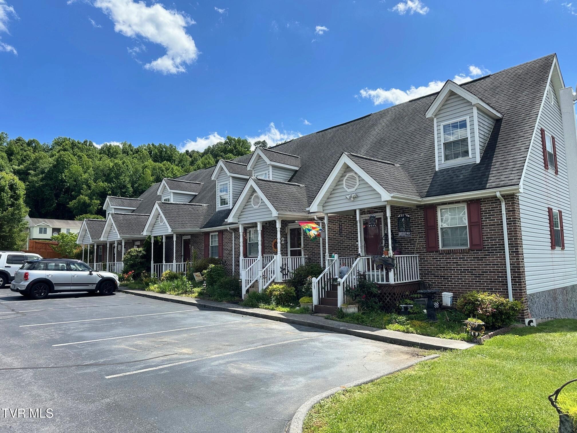 210 Spring Street St #C3, Blountville, Tennessee image 2