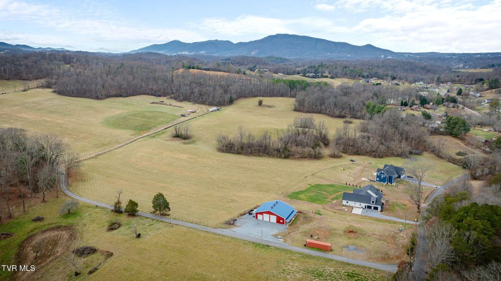 Photo of 104 Howard Hyder Road, Johnson City, TN 37601 (MLS # 9988959)