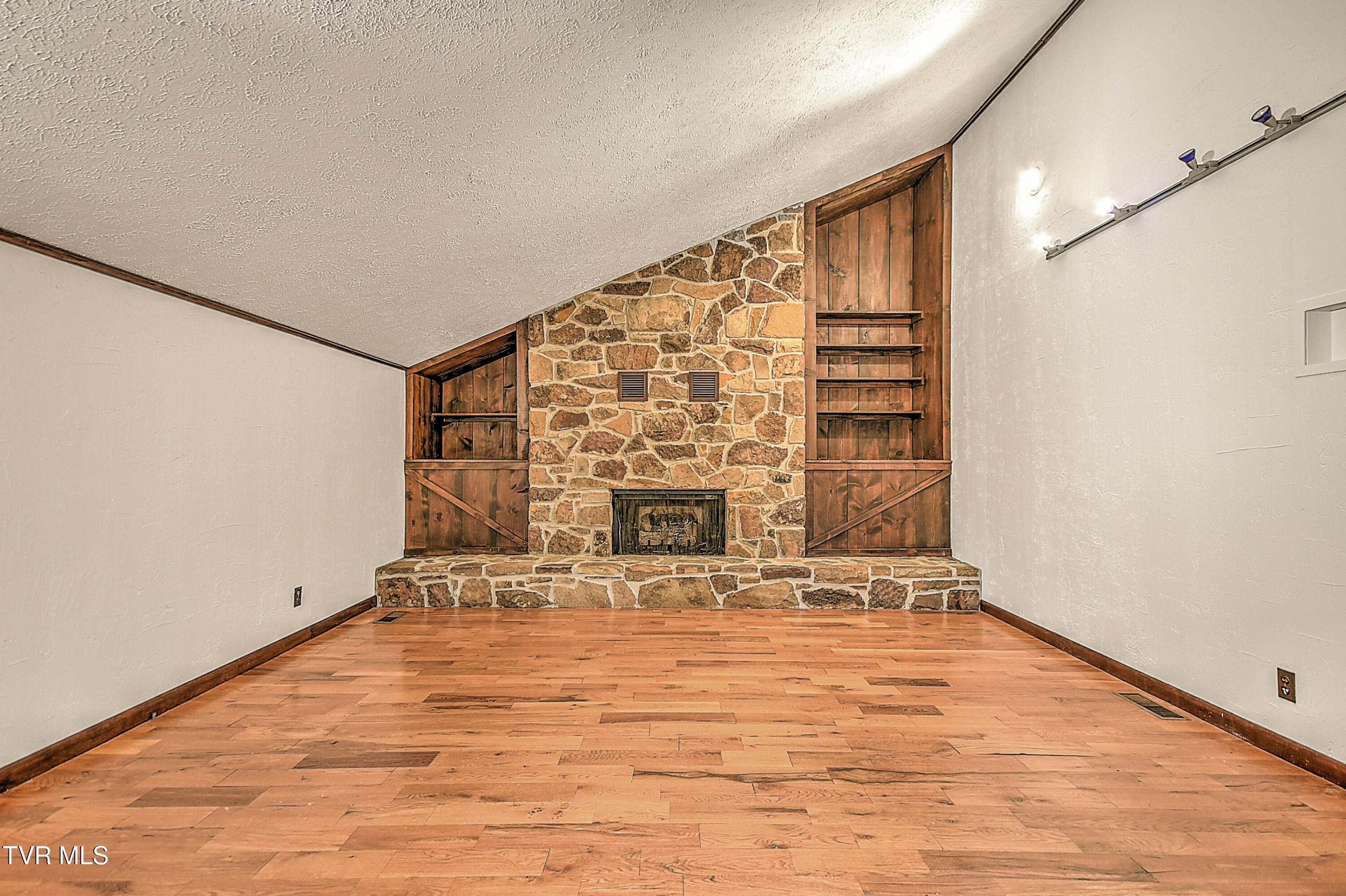 121 Lone Oak Drive, Kingsport, Tennessee image 13