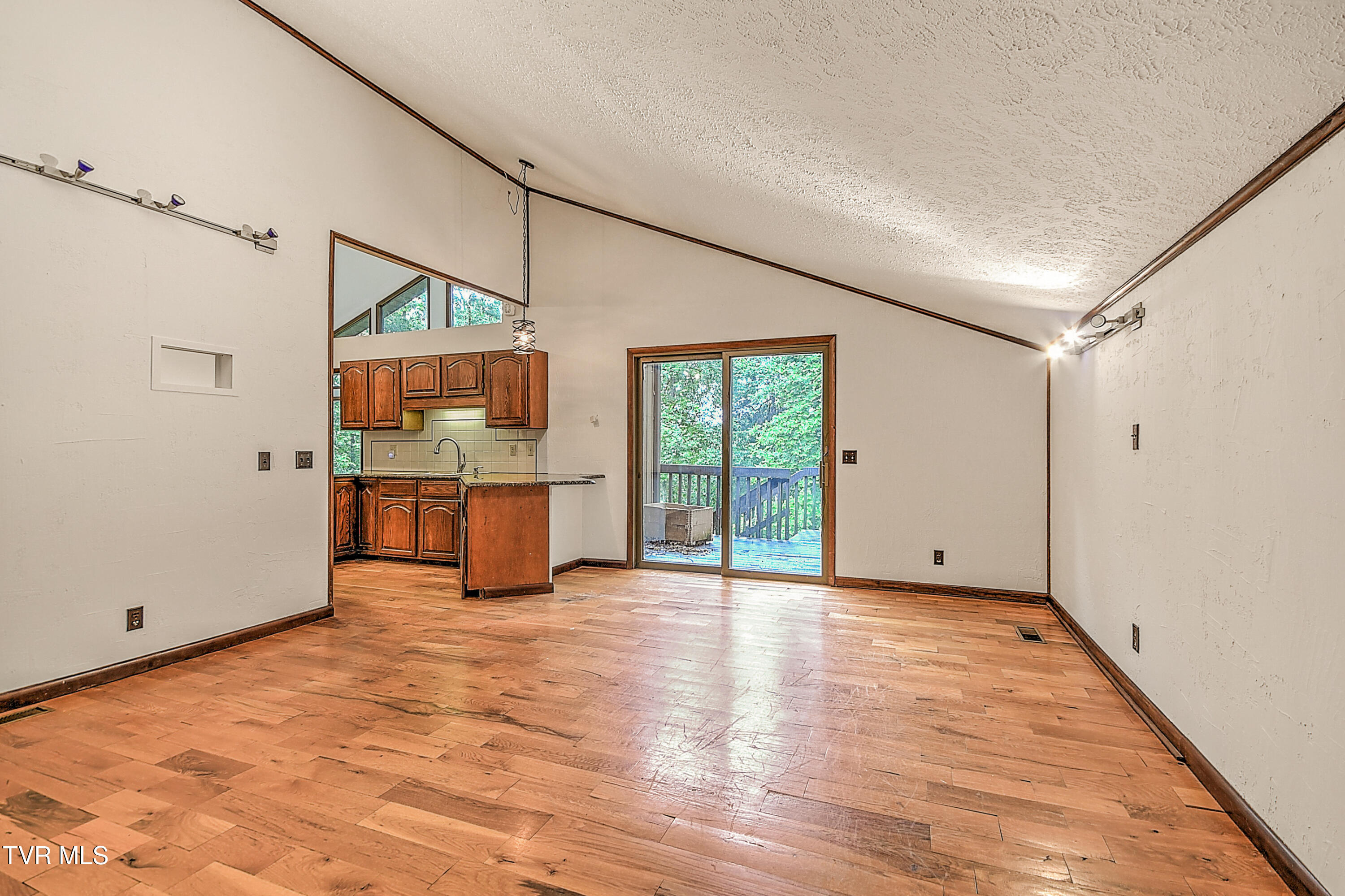 121 Lone Oak Drive, Kingsport, Tennessee image 10