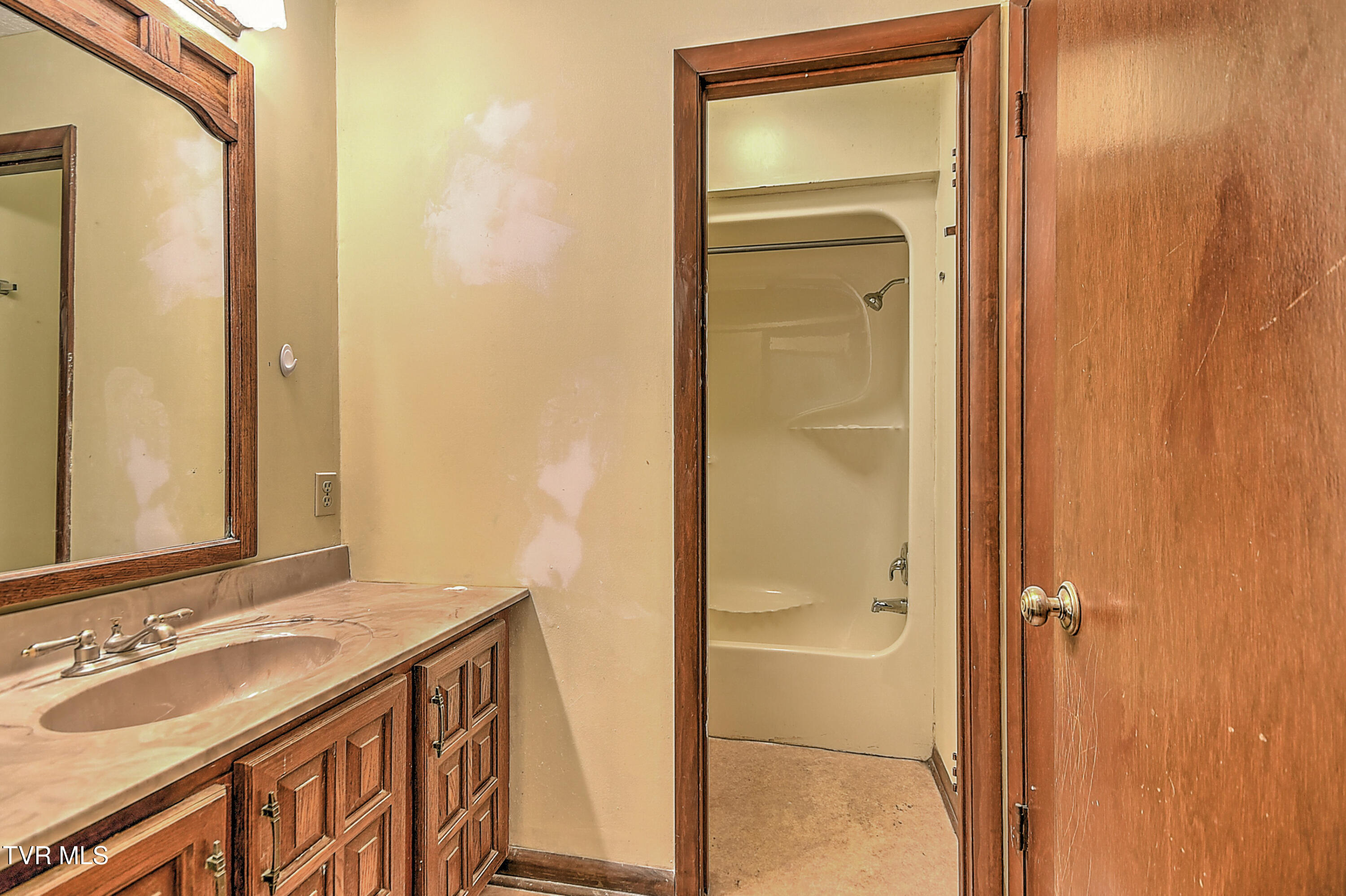 121 Lone Oak Drive, Kingsport, Tennessee image 23