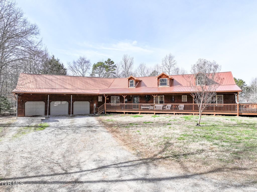 Photo of 1374 Allens Bridge Road, Greeneville, TN 37743 (MLS # 9991603)