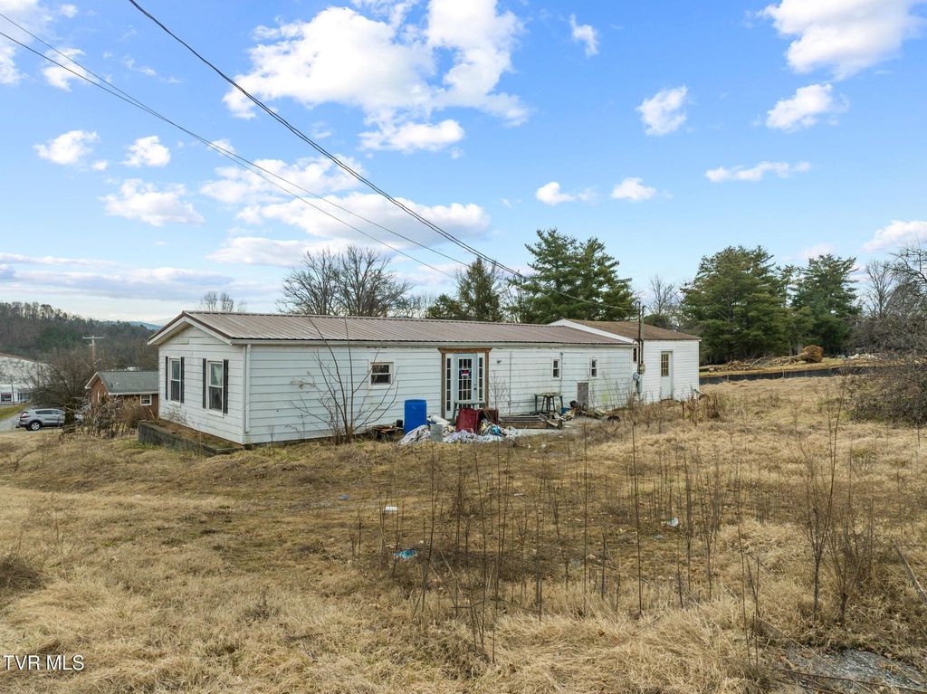 Photo of 320112 Lyndall Street, Johnson City, TN 37601 (MLS # 9991446)