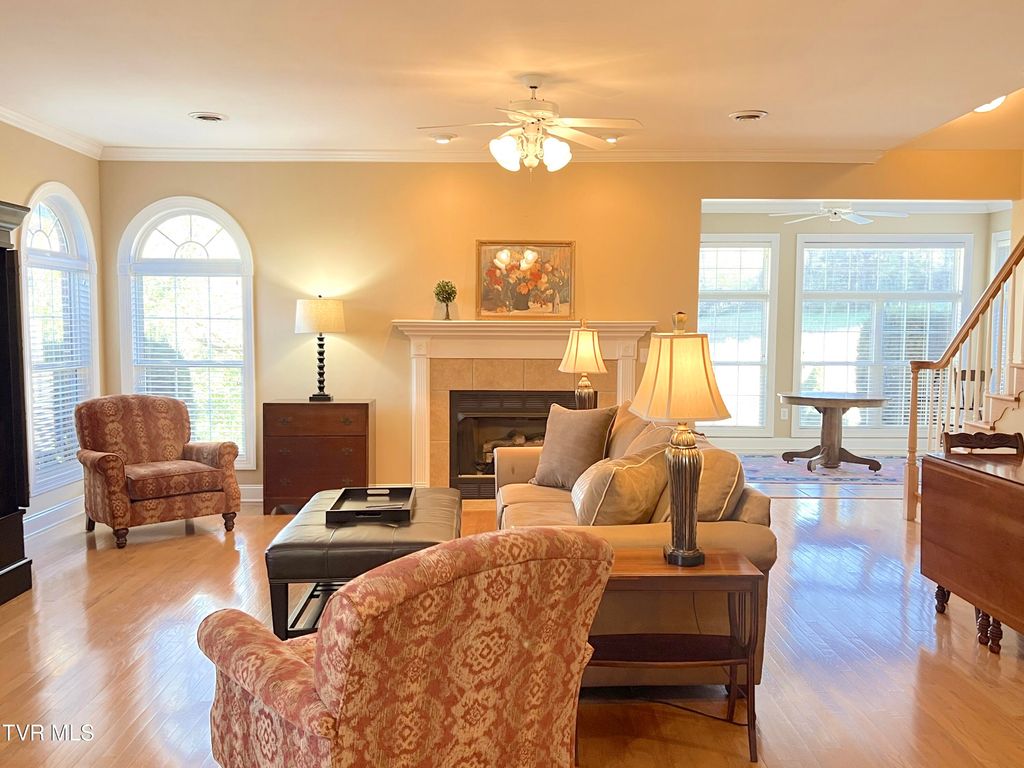 Photo of 1705 Veranda Court #2-3, Greeneville, TN 37745 (MLS # 9988523)