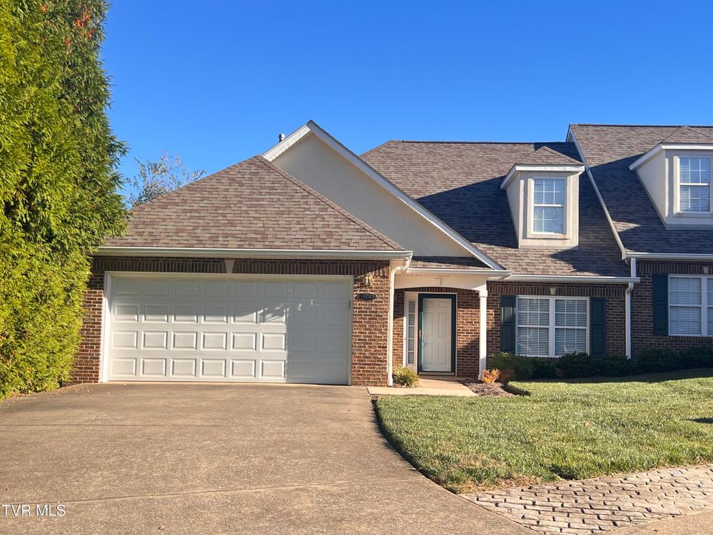 Photo of 1705 Veranda Court #2-3, Greeneville, TN 37745 (MLS # 9988523)