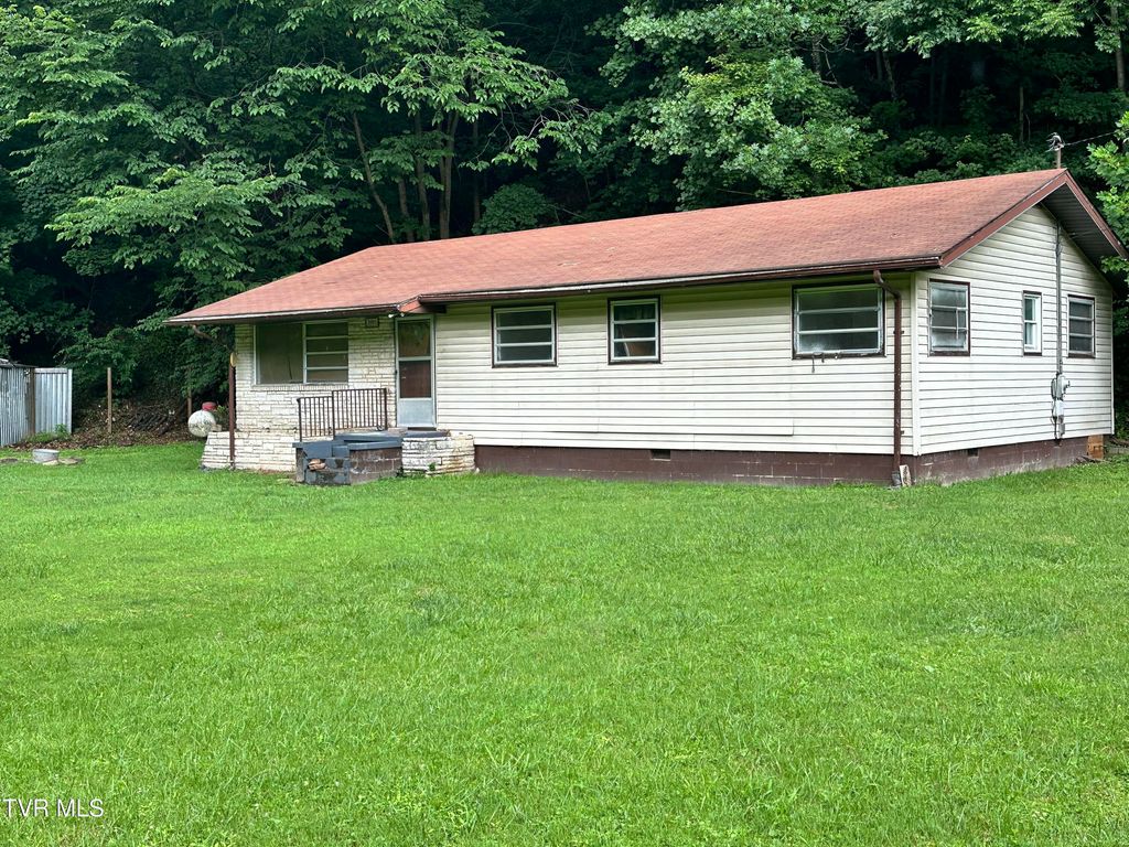 Photo of 3985 Dickenson Highway, Clintwood, VA 24228 (MLS # 9998139)