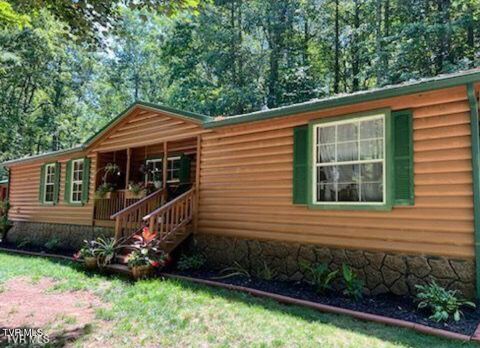 Homes For Sale - 268 Park Service Road<br/> Johnson County, Mountain City, TN 37683