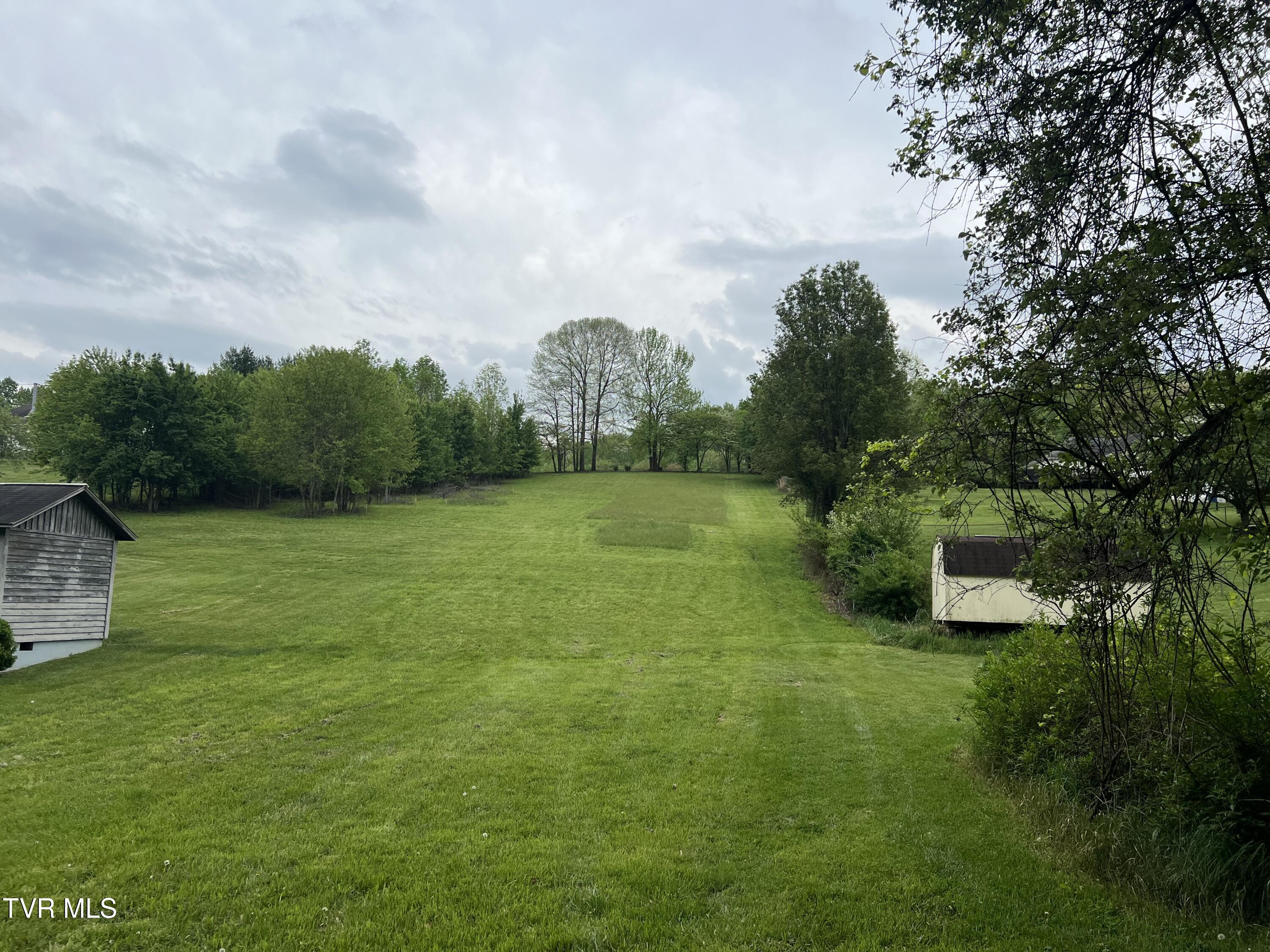 Samlola Rd., Blountville, Tennessee image 14