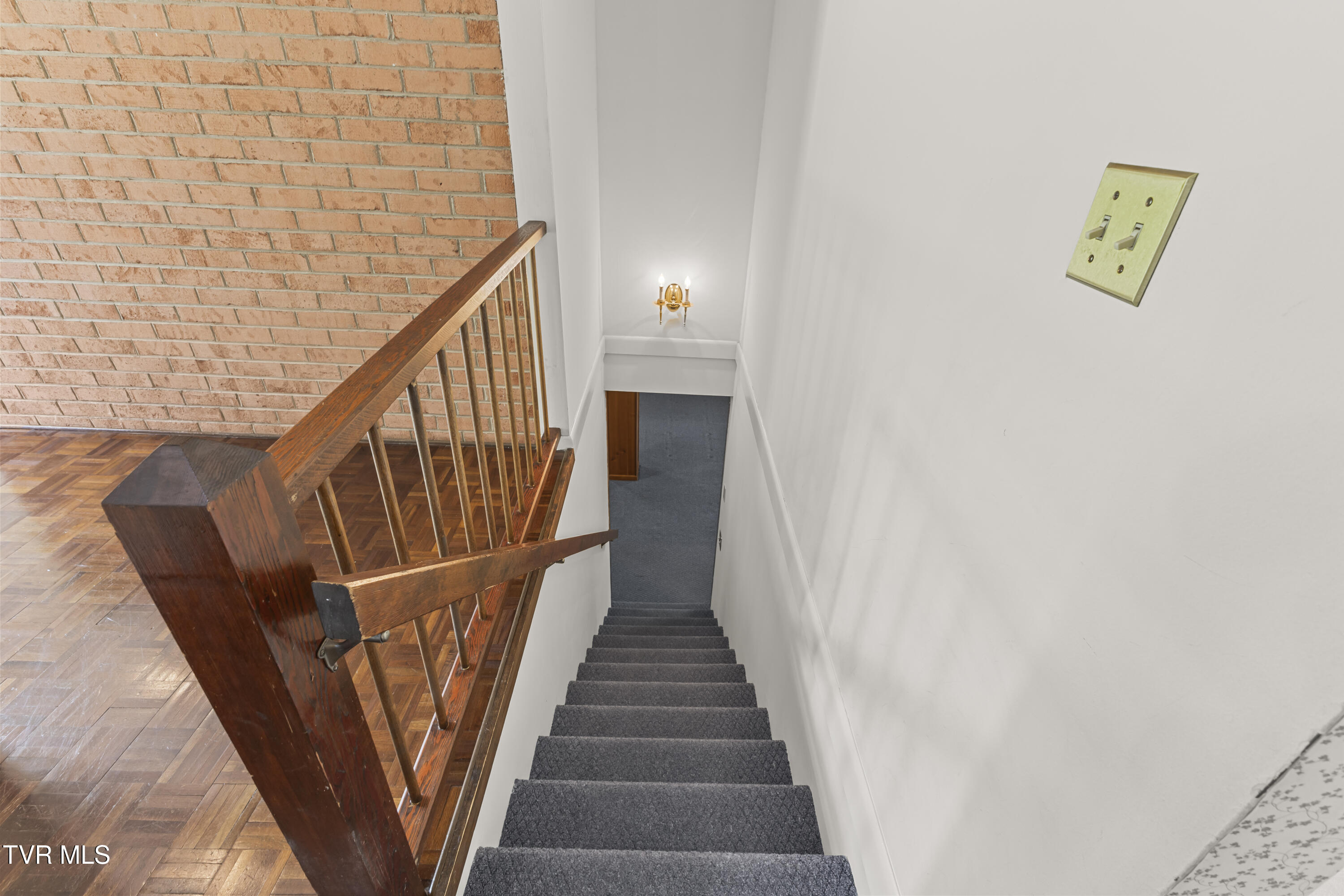 306 Pinecrest Drive, Greeneville, Tennessee image 38