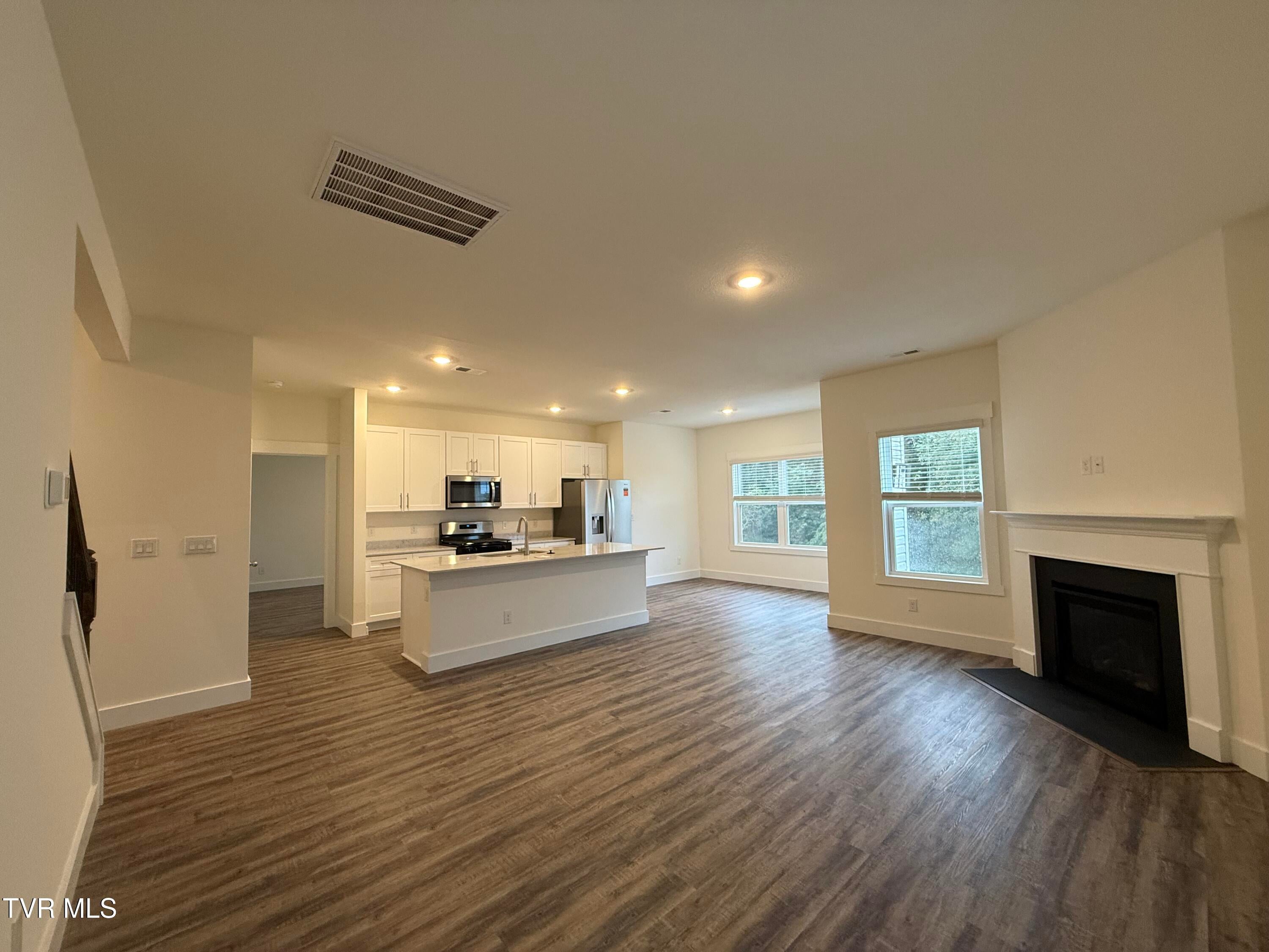 237 Chimney View Loop