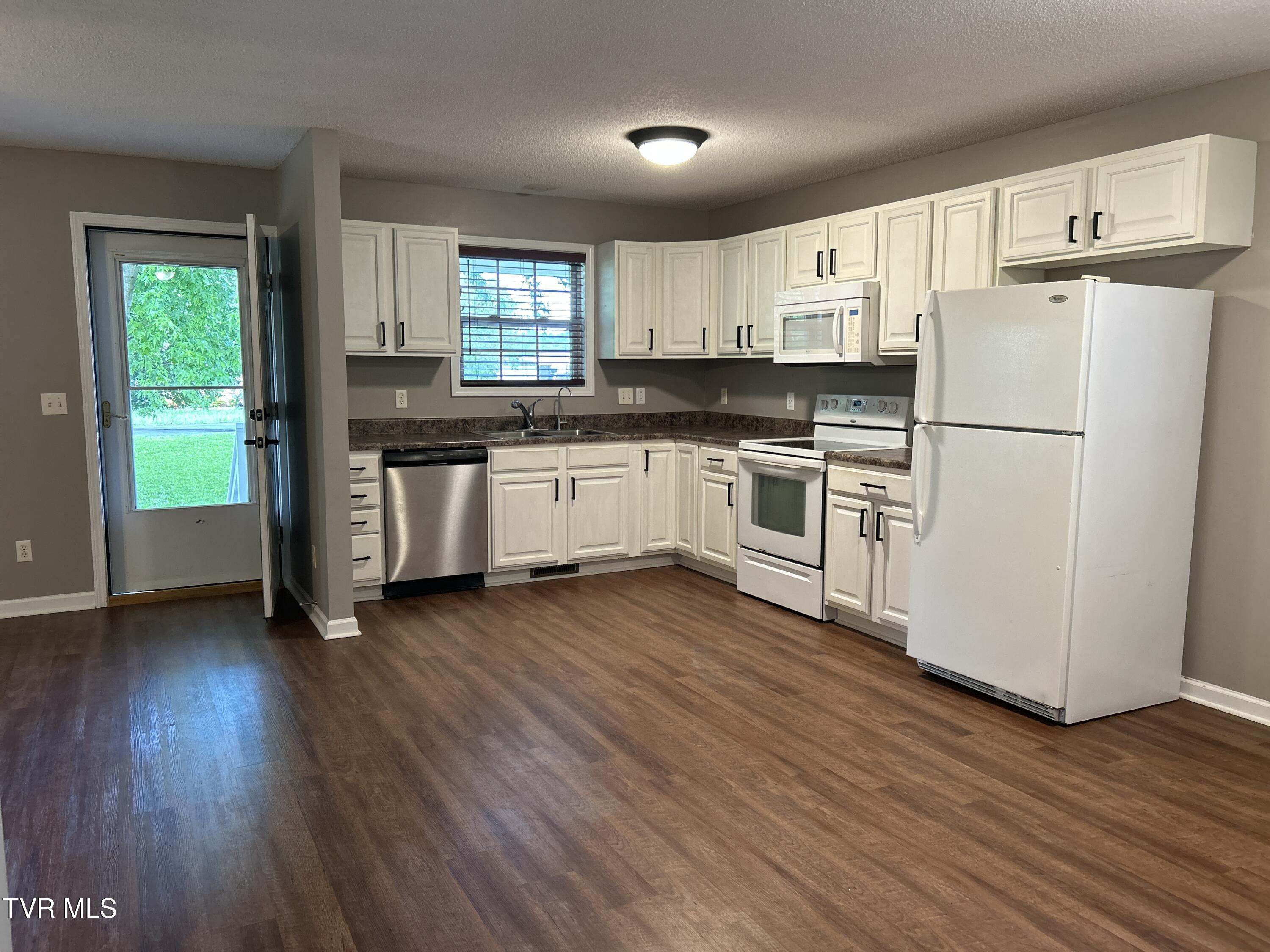 608 Walnut Street, Elizabethton, Tennessee image 9