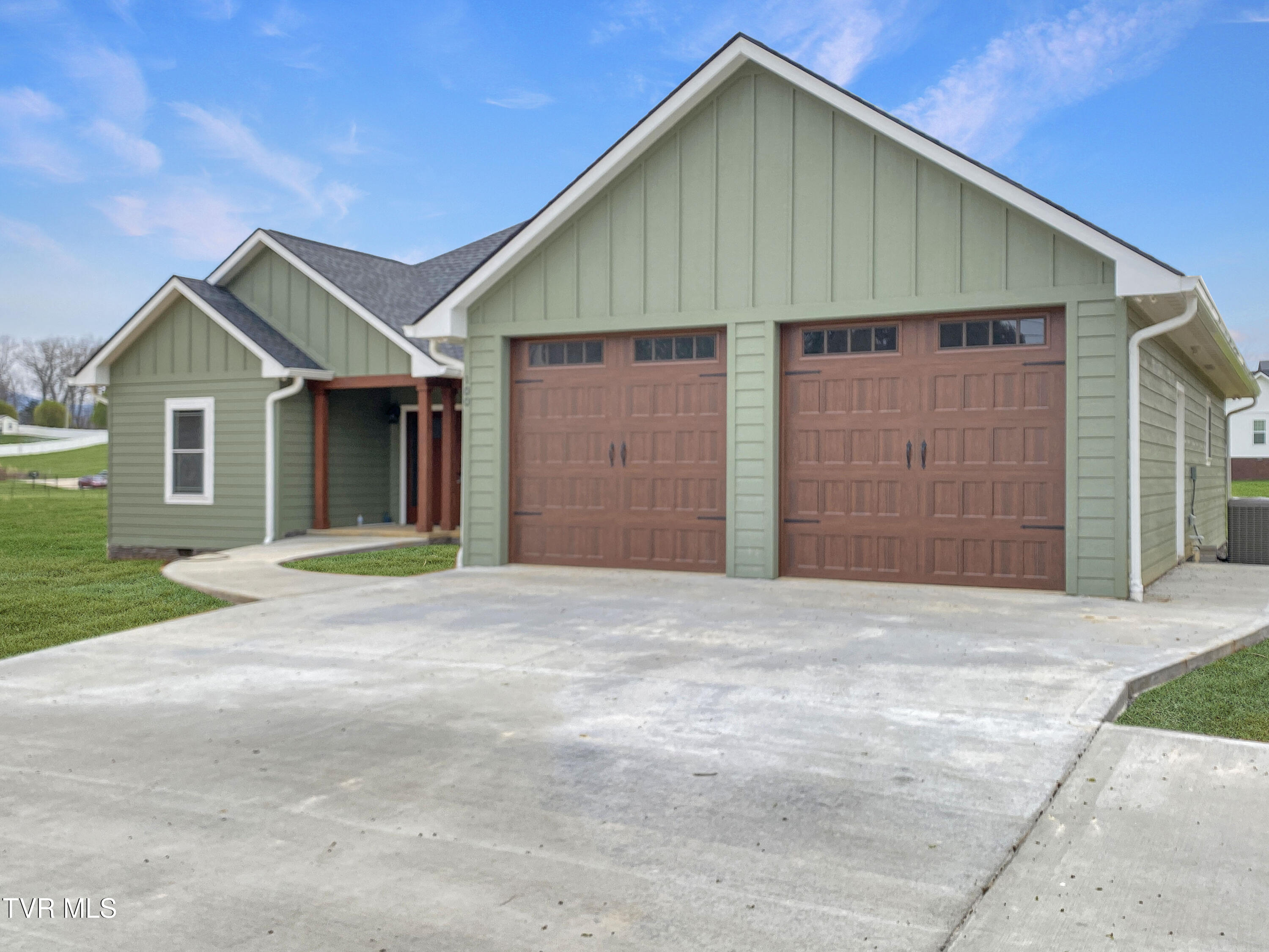 100 Green Lawn Avenue