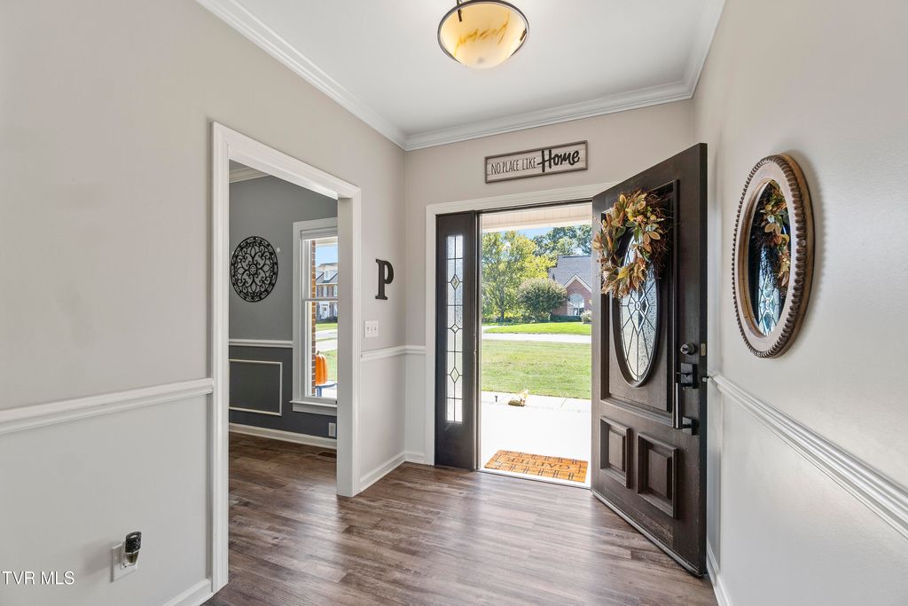 Photo of 175 Golf Trace Drive, Greeneville, TN 37743 (MLS # 9986704)