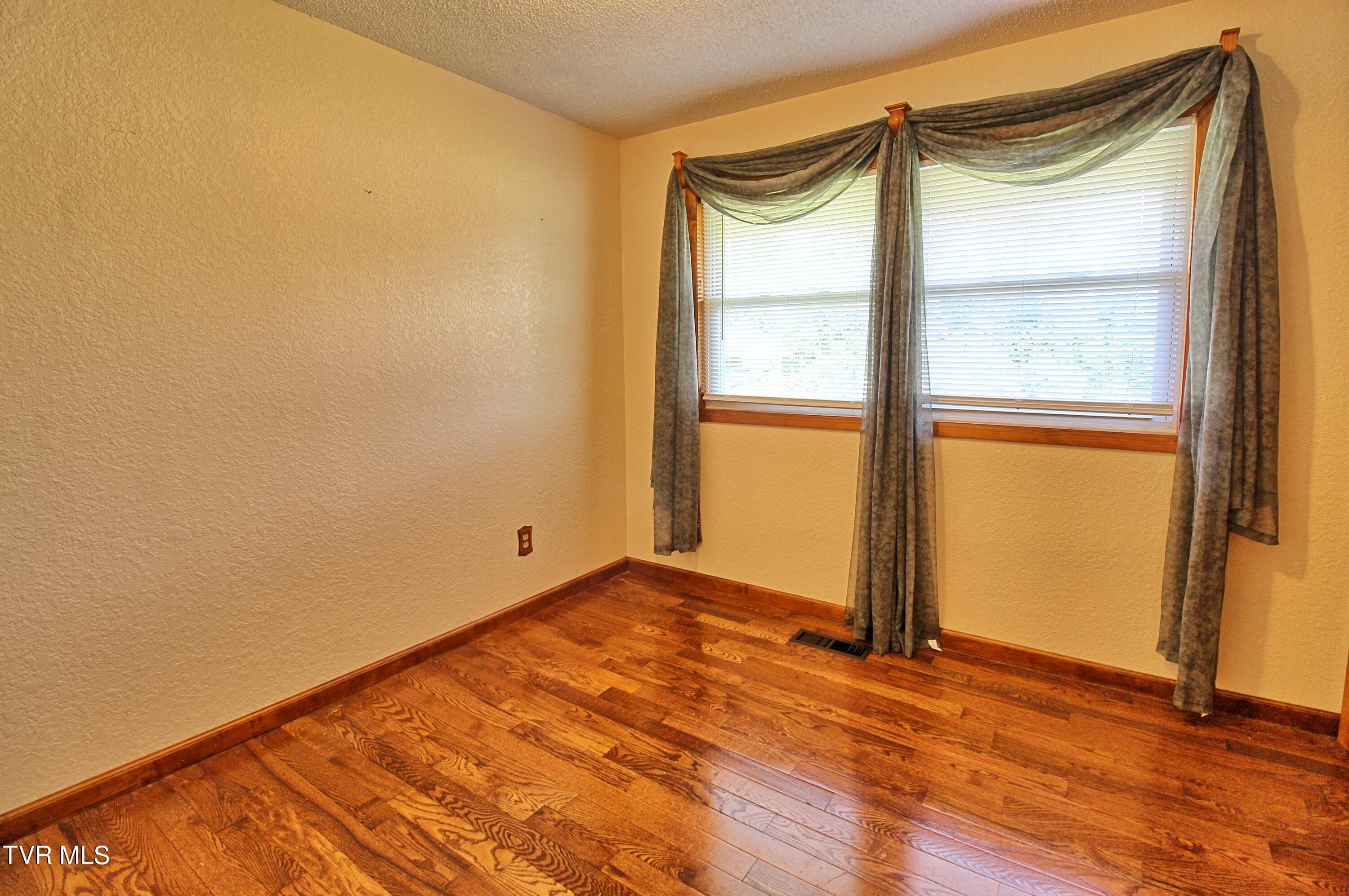 363 Gibson Road, Nickelsville, Virginia image 20