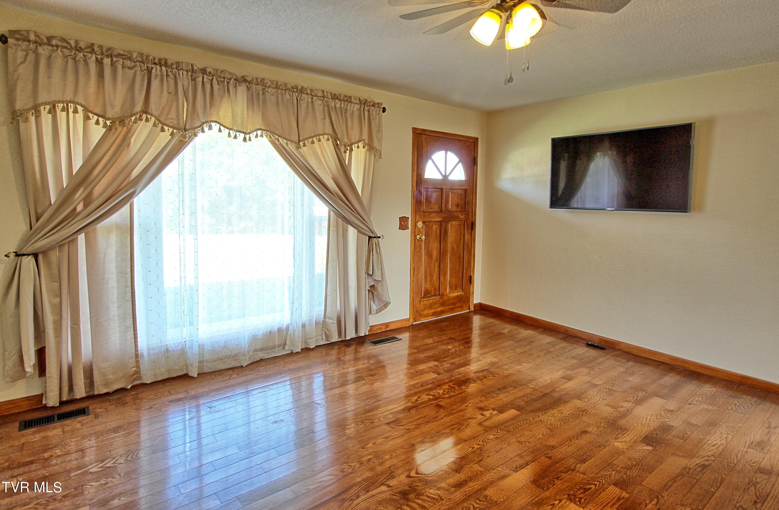 363 Gibson Road, Nickelsville, Virginia image 7