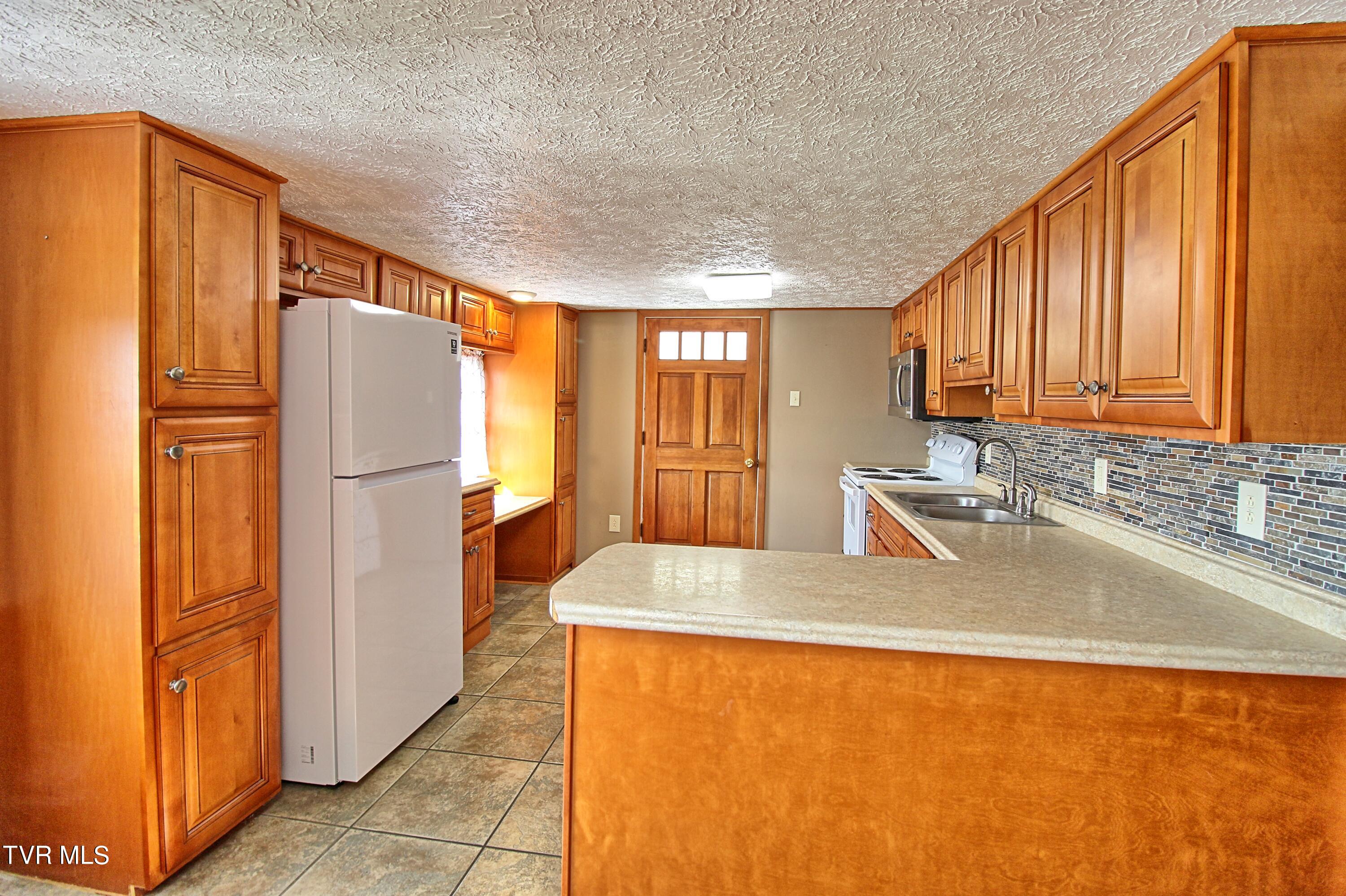 363 Gibson Road, Nickelsville, Virginia image 4