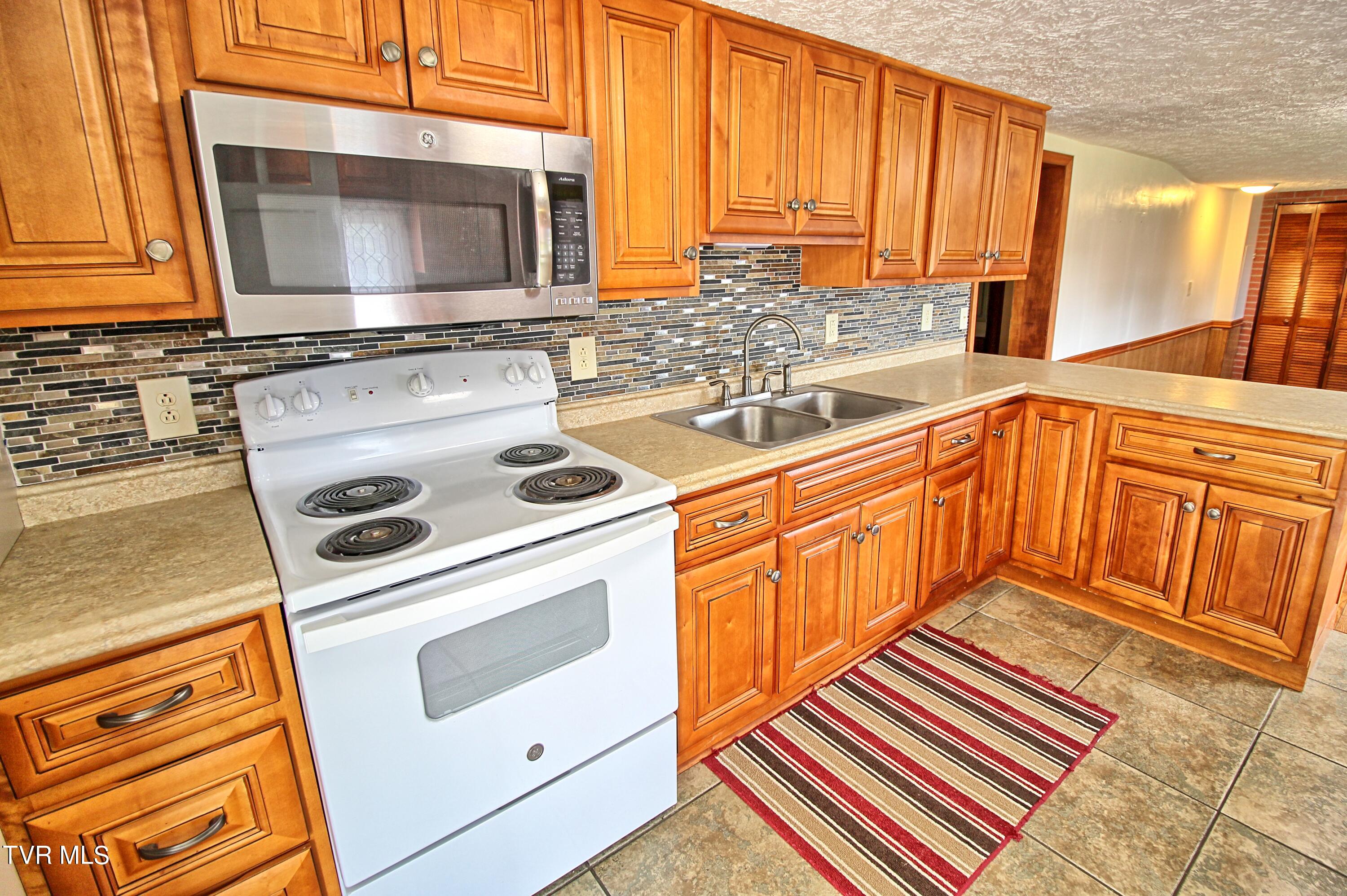 363 Gibson Road, Nickelsville, Virginia image 3