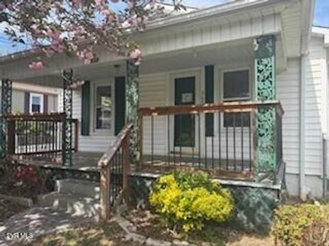 Photo of 569 Vance Street, Bristol, VA 24201 (MLS # 9994937)