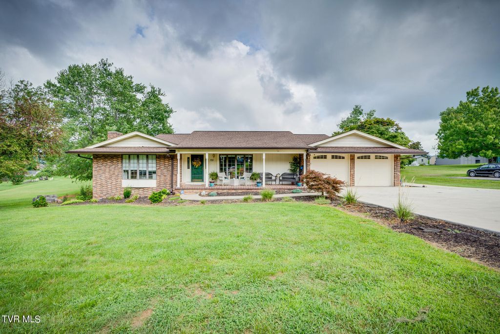 Photo of 721 Sherbrooke Circle, Mount Carmel, TN 37645 (MLS # 9982888)