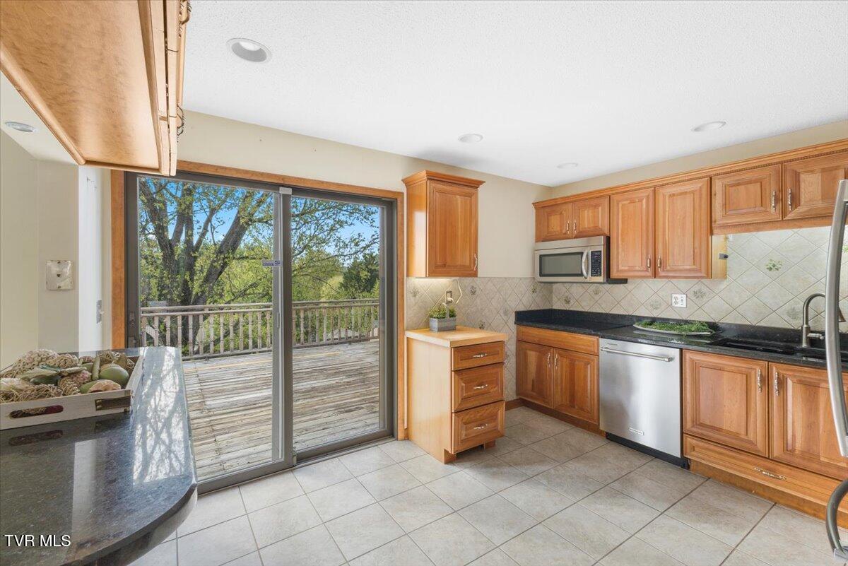 1026 Somerset Drive, Johnson City, Tennessee image 10