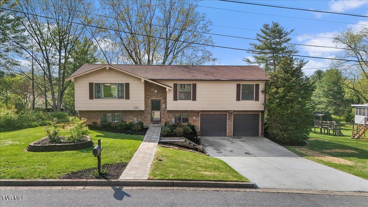1026 Somerset Drive, Johnson City, Tennessee image 1