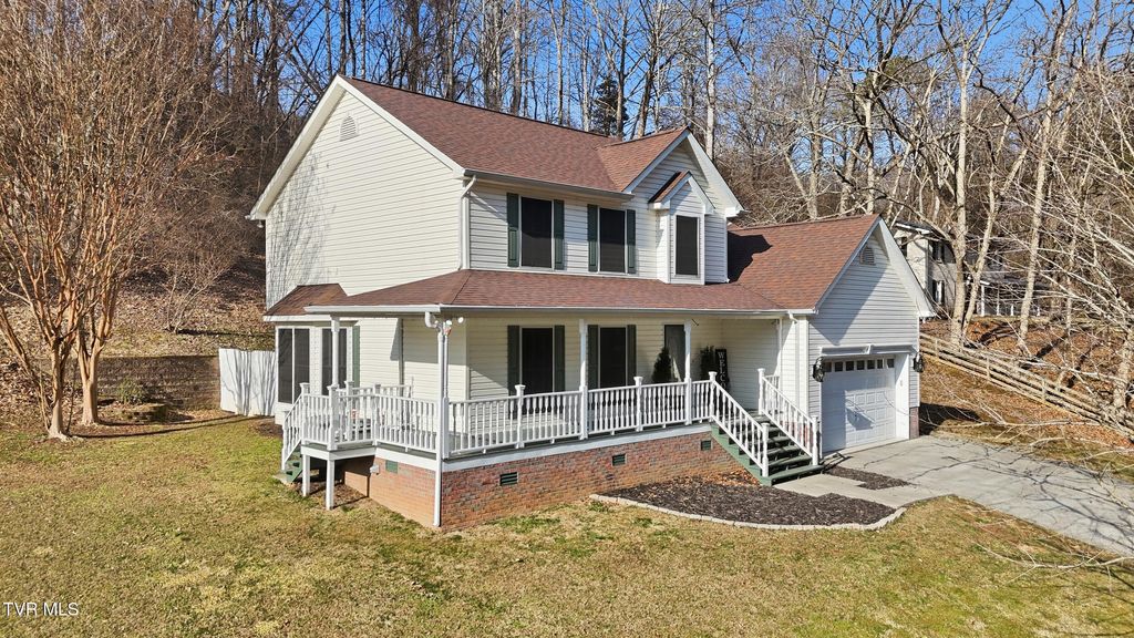 Photo of 1617 Valley View Drive, Big Stone Gap, VA 24219 (MLS # 9991110)