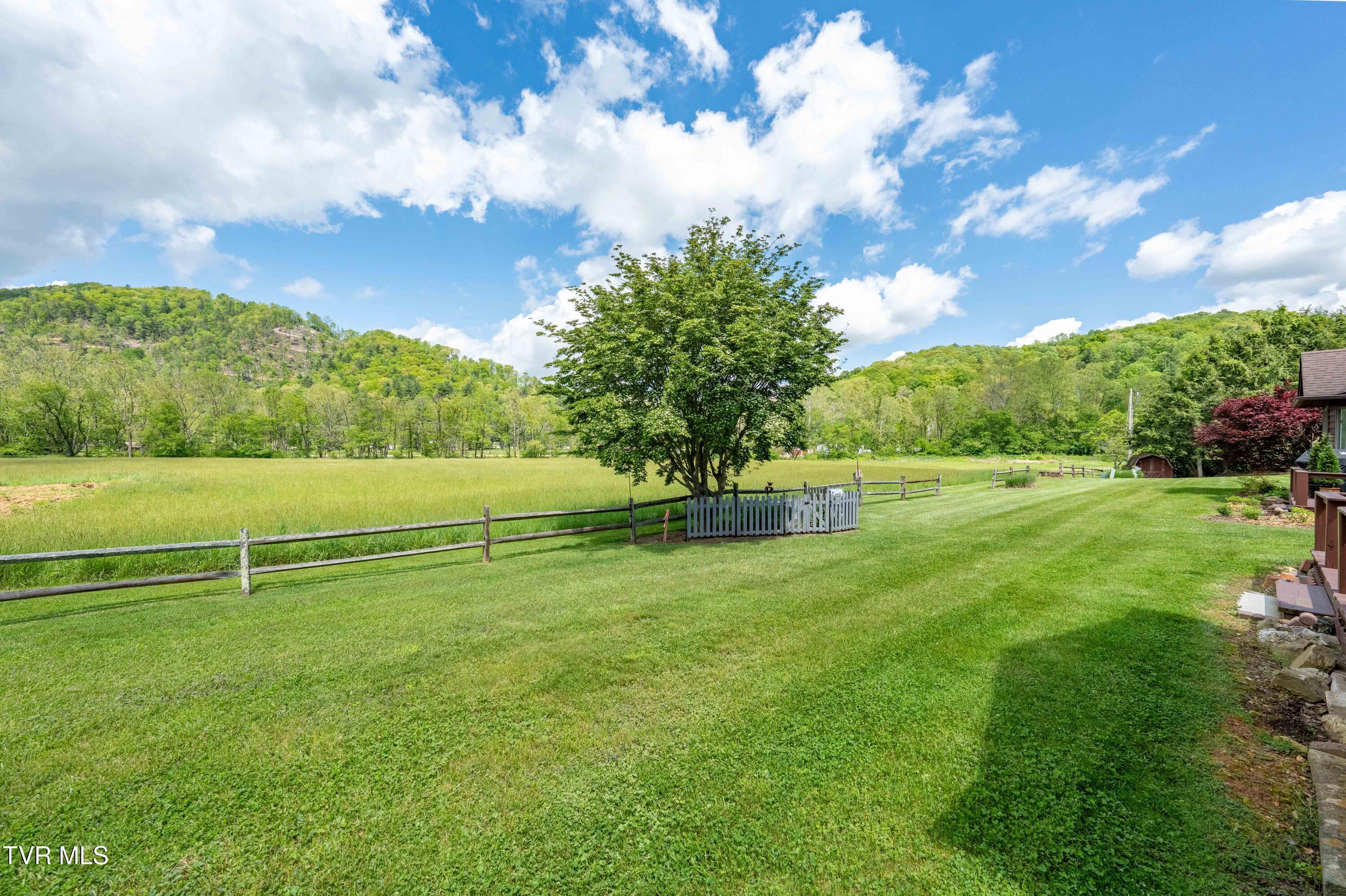 244 Sage Valley Circle #B, Mountain City, Tennessee image 8