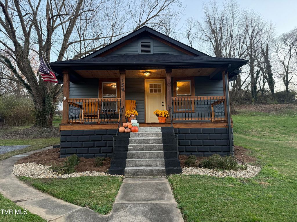 Photo of 159 King Mill Pike, Bristol, VA 24201 (MLS # 9988771)