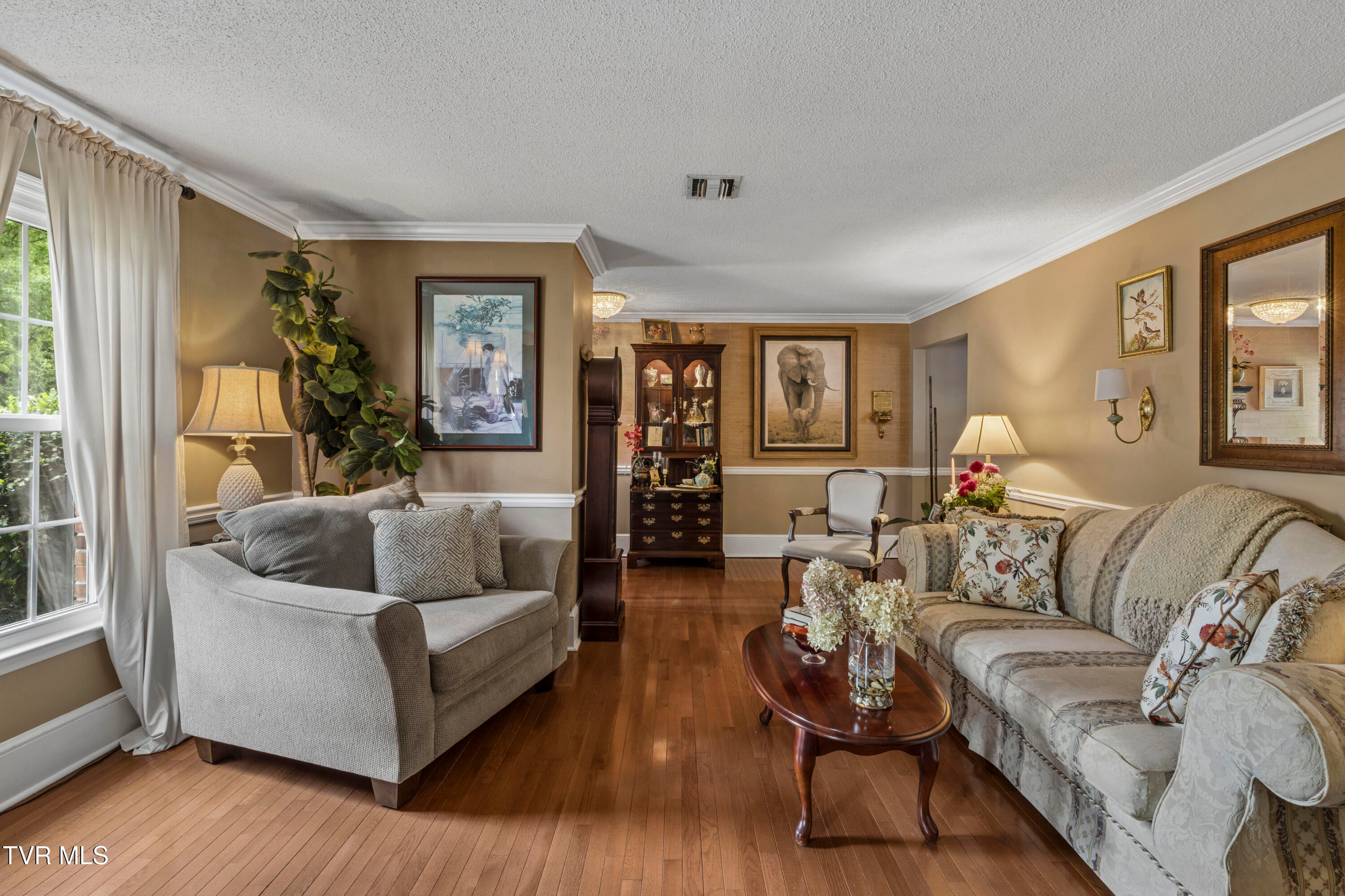 2734 East Oakland Avenue Apt E49