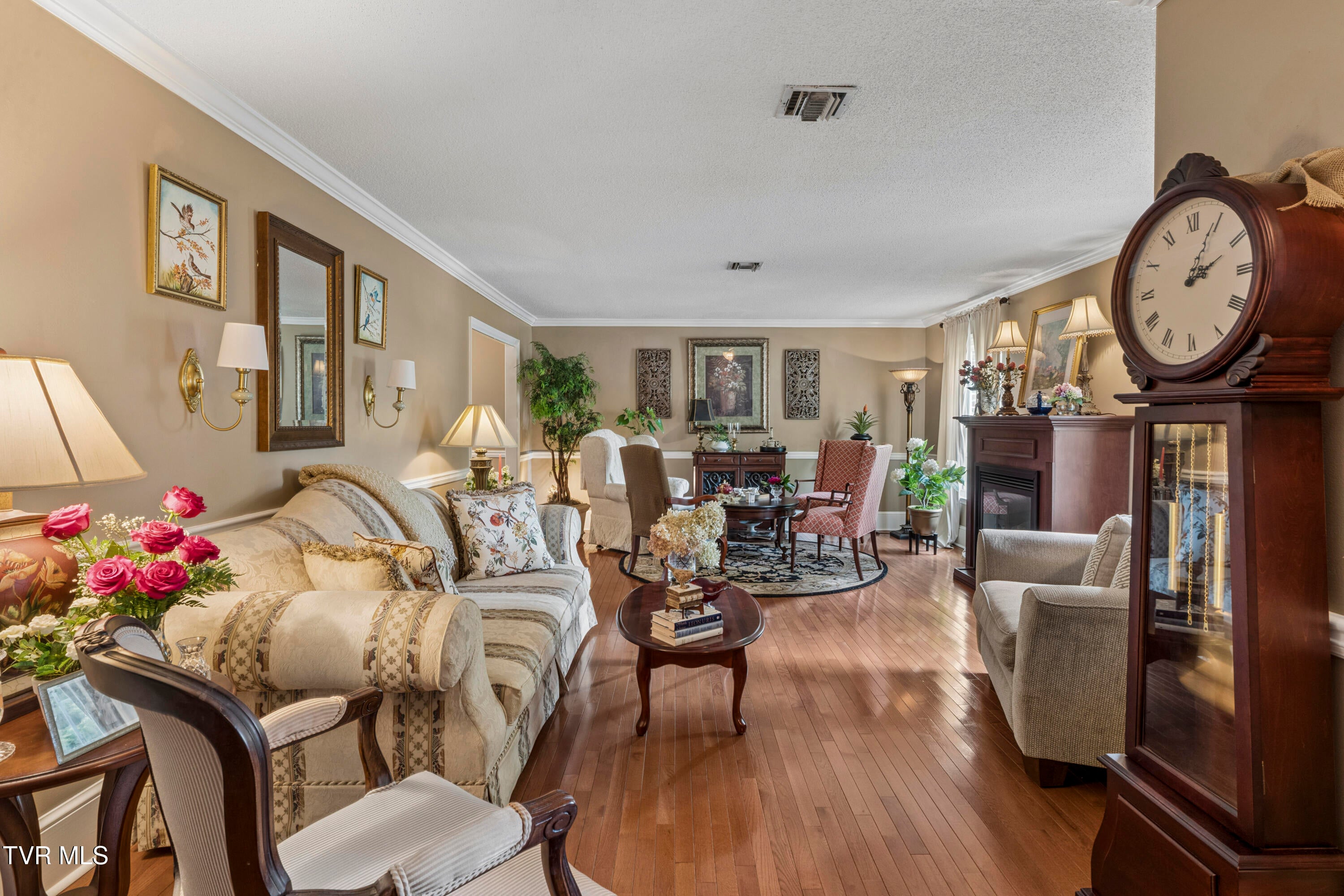2734 East Oakland Avenue Apt E49