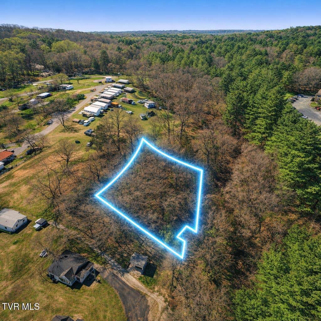 Photo of 324 Locust Hill Drive, Bristol, VA 24201 (MLS # 9999369)