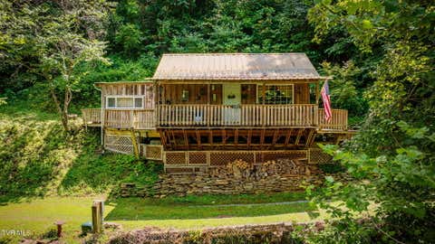 Homes For Sale - 2453 Waters Edge Road<br/> Duffield, VA 24244